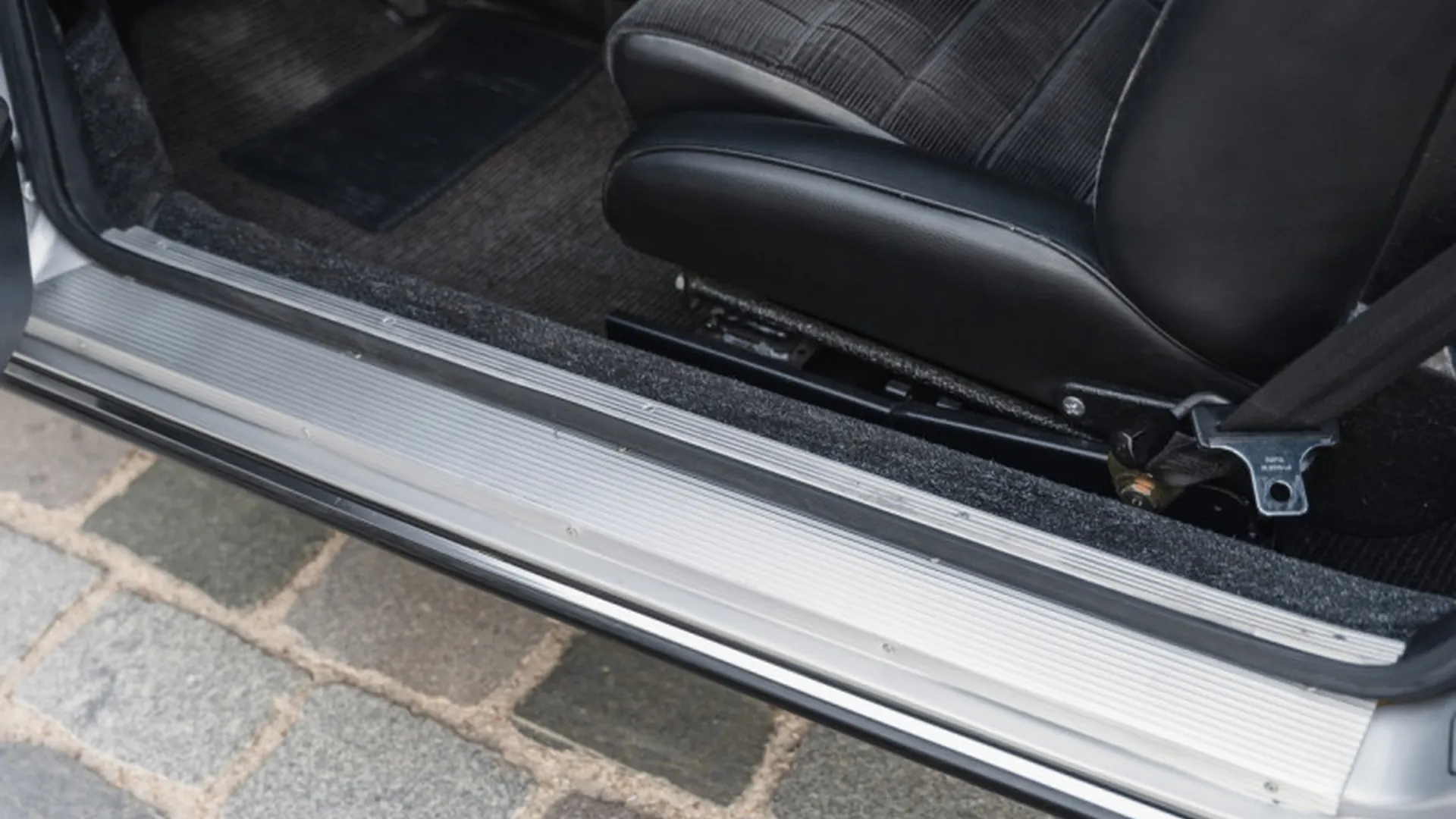 Porsche 911 — photo 14
