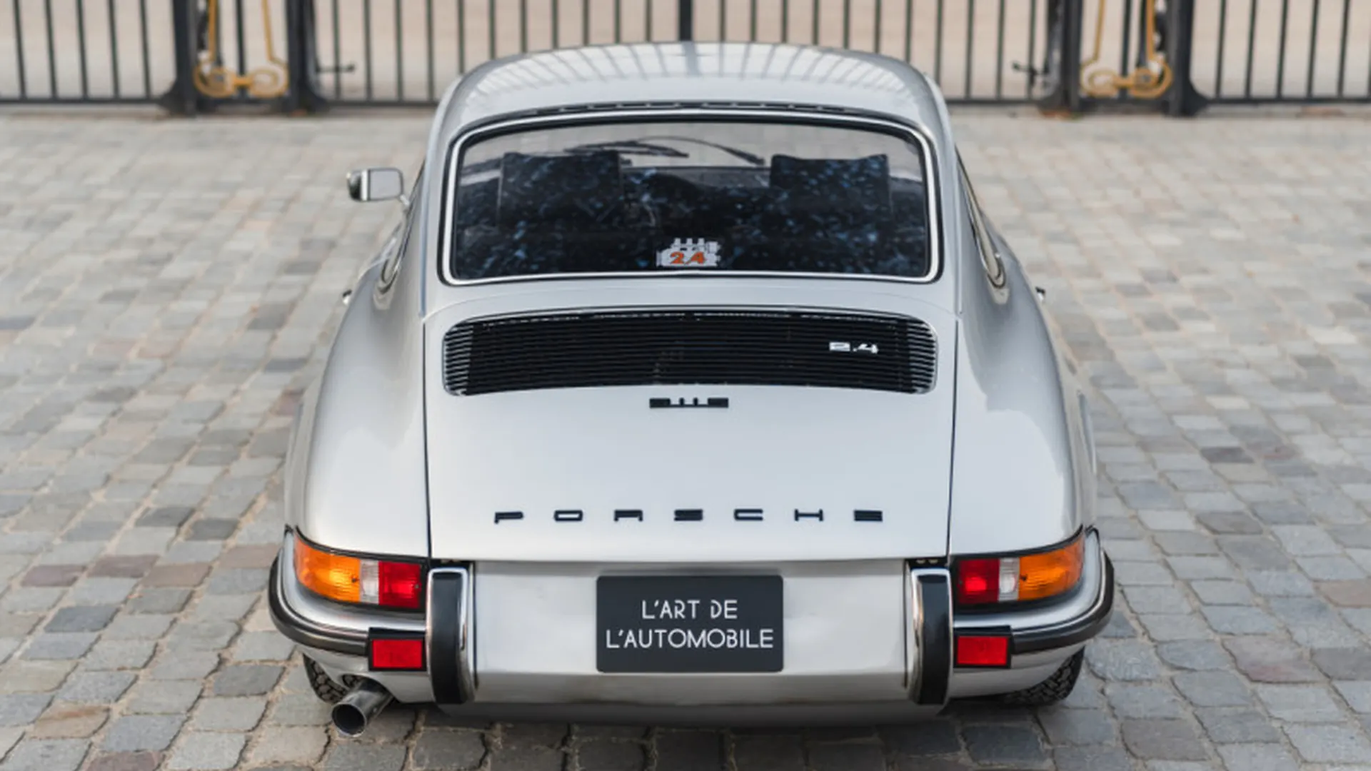 Porsche 911 — photo 5