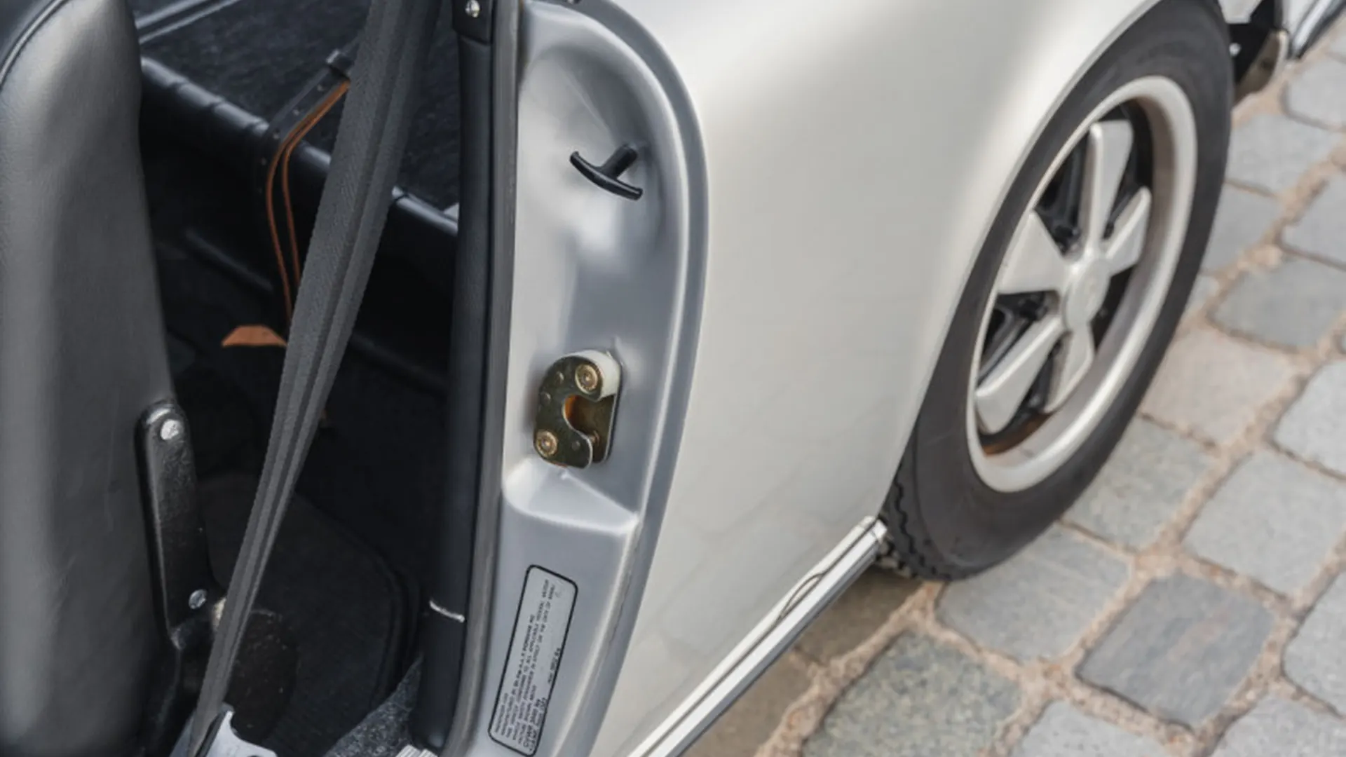 Porsche 911 — photo 40