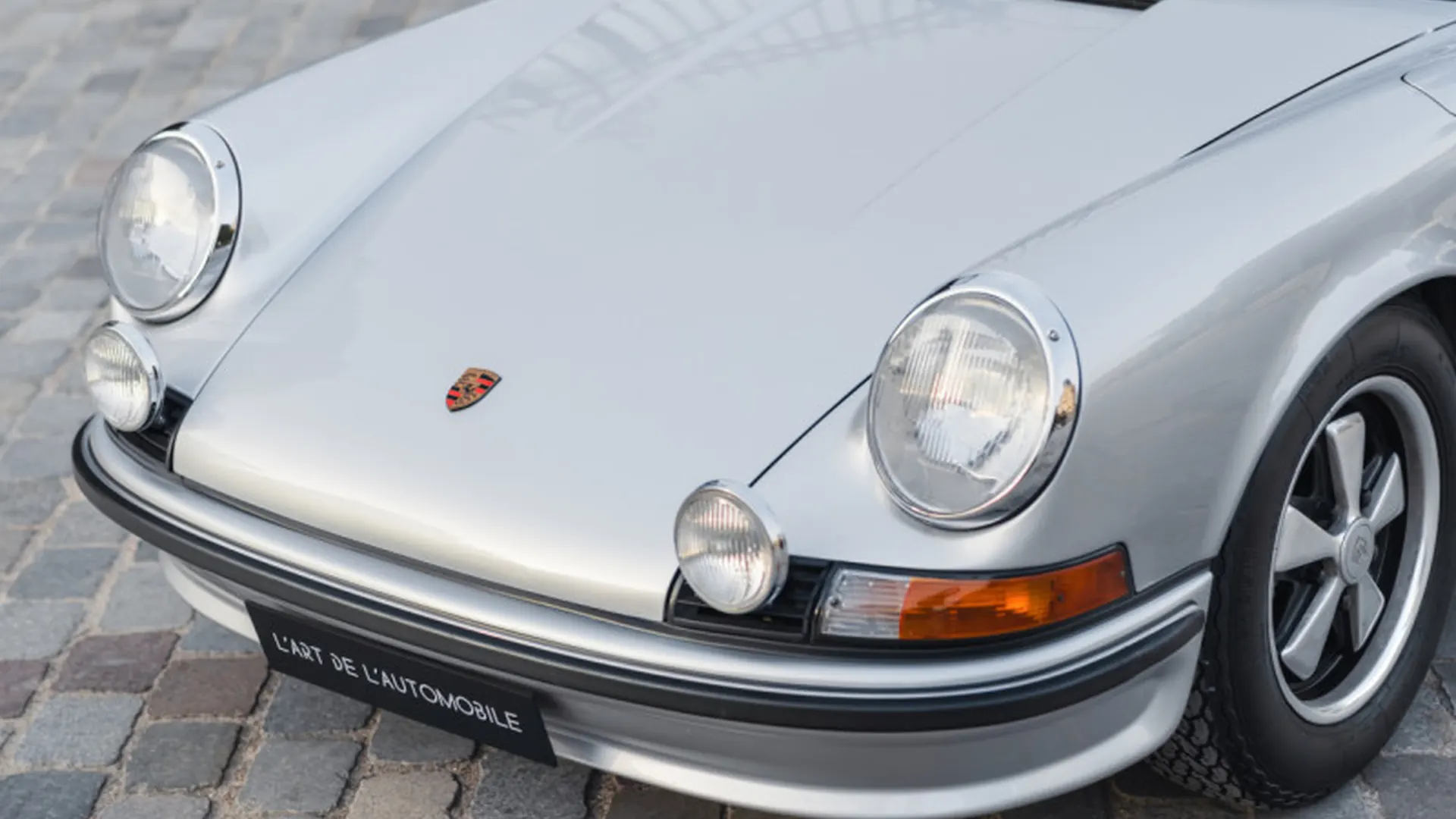 Porsche 911 — photo 46