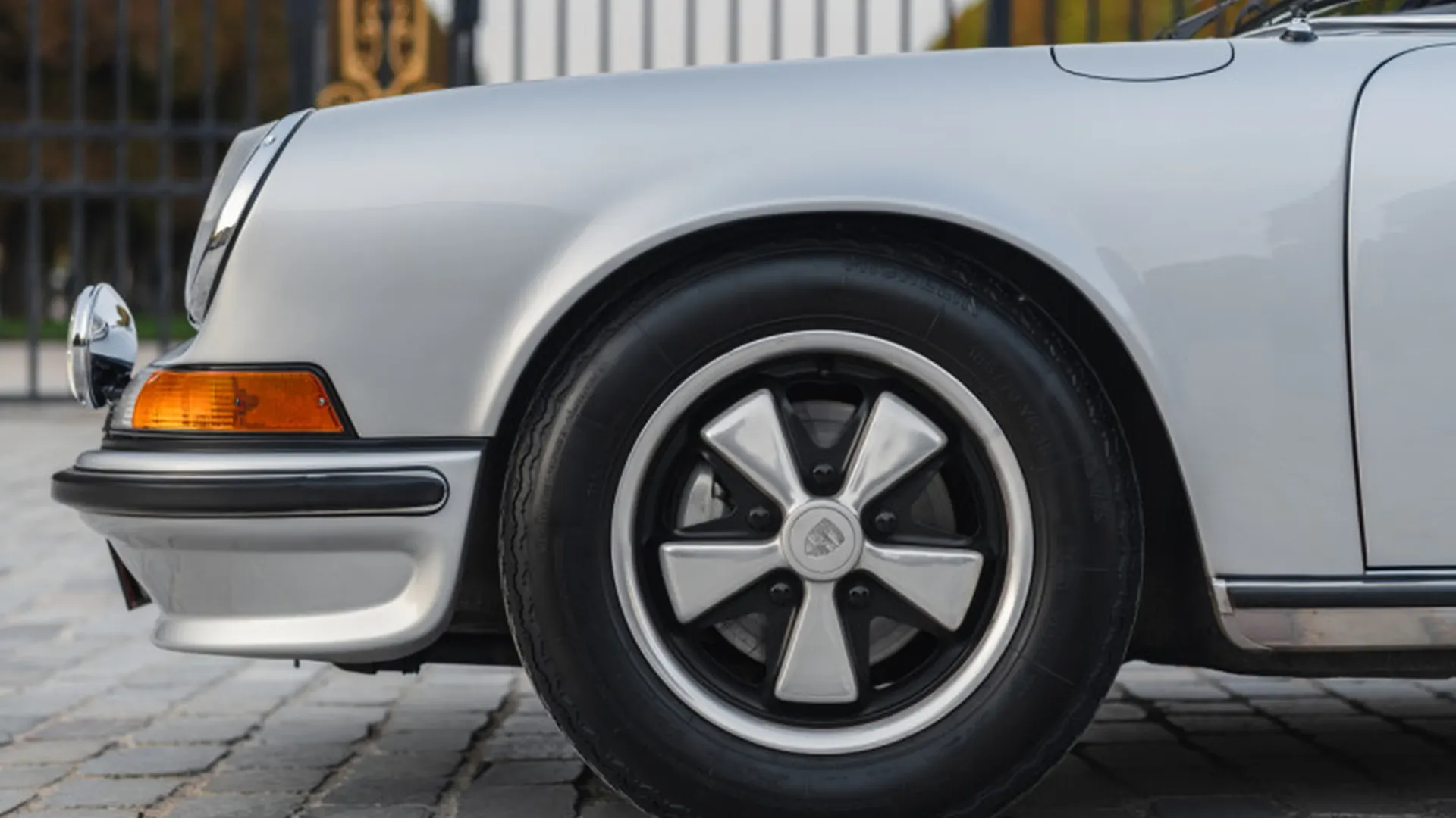 Porsche 911 — photo 6