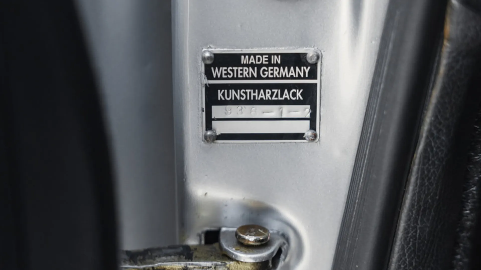 Porsche 911 — photo 38