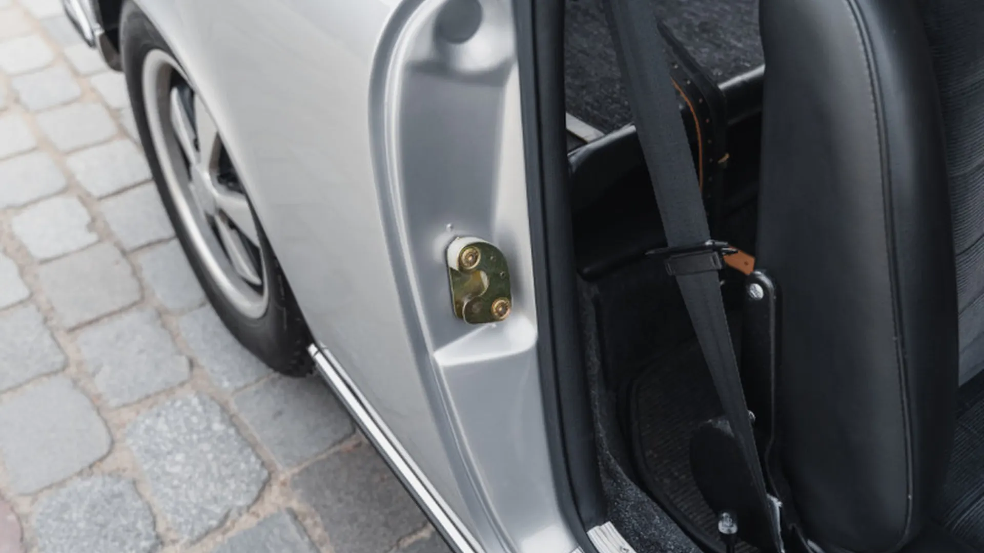 Porsche 911 — photo 41