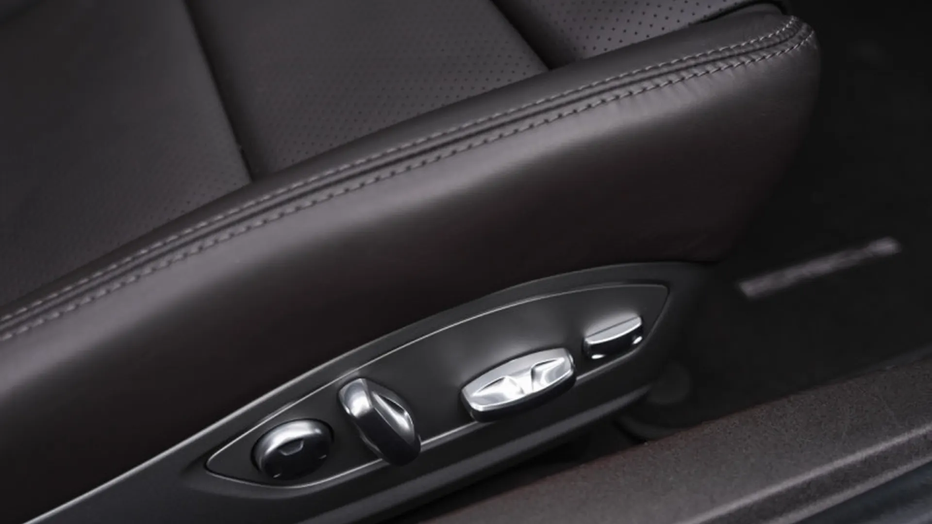 Porsche 991 — photo 28