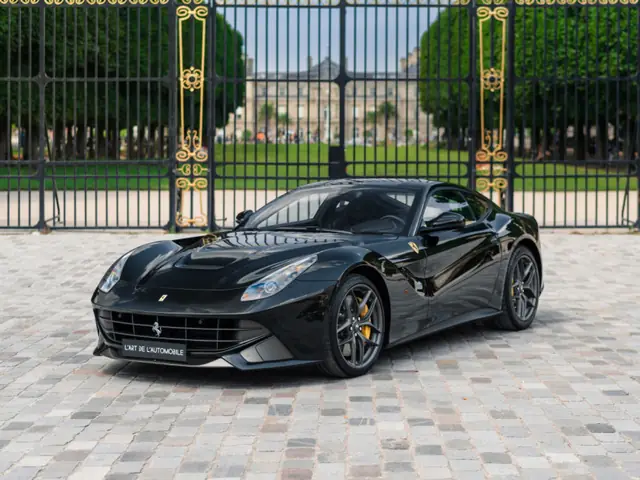 Ferrari F12