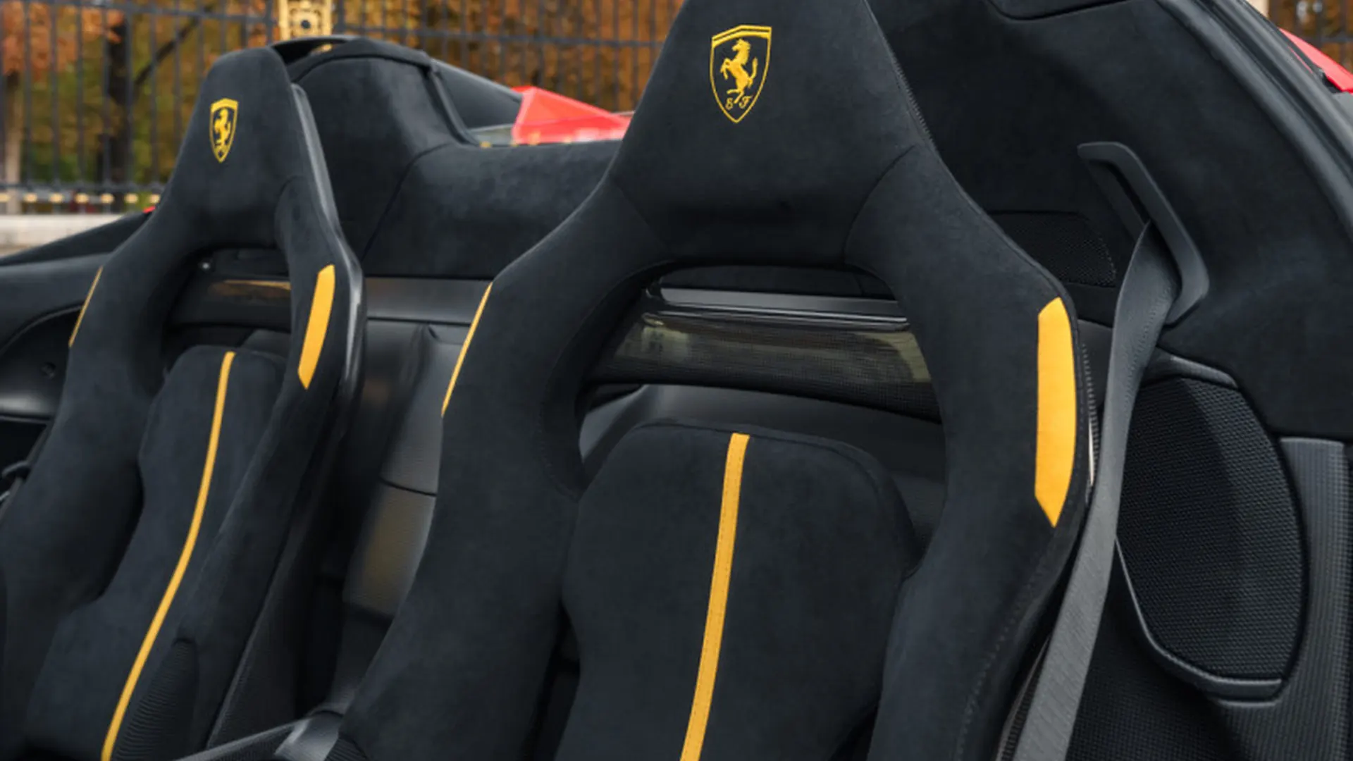 Ferrari SF90 — photo 14