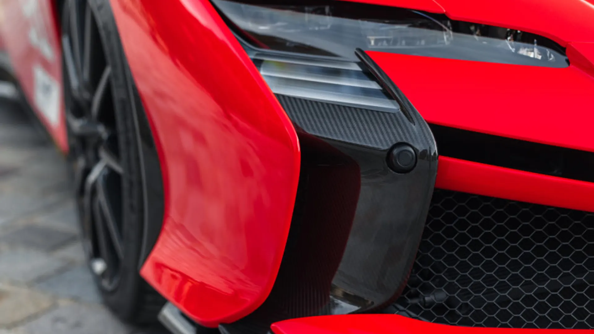 Ferrari SF90 — photo 46