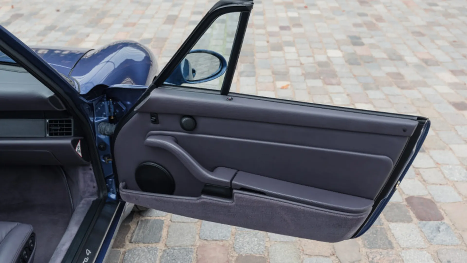 Porsche 993 — photo 33