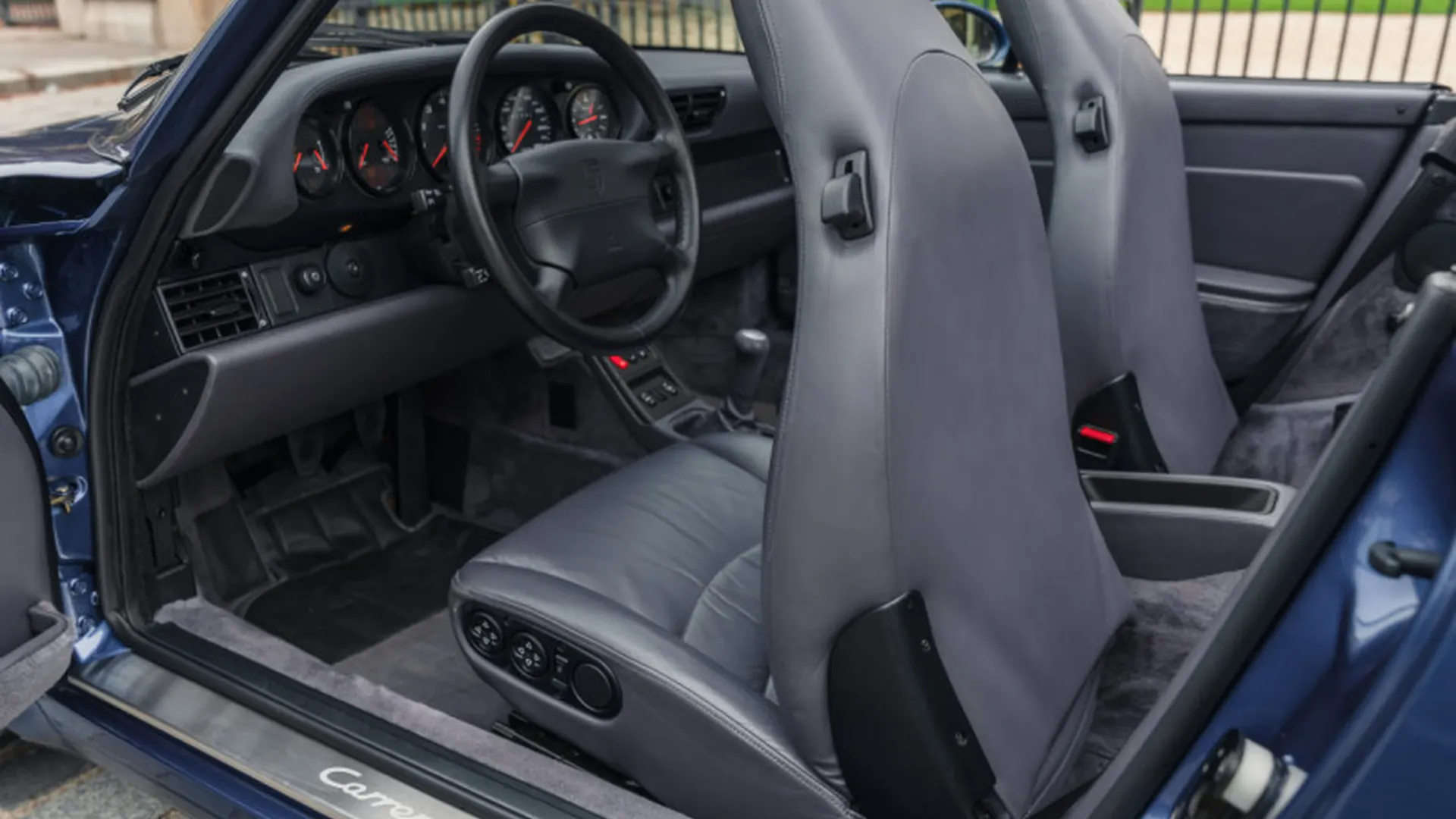 Porsche 993 — photo 16