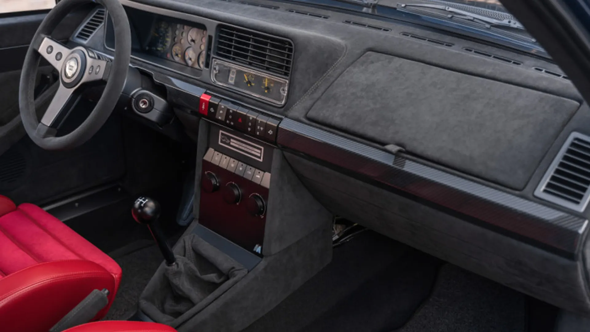 Lancia Delta — photo 9