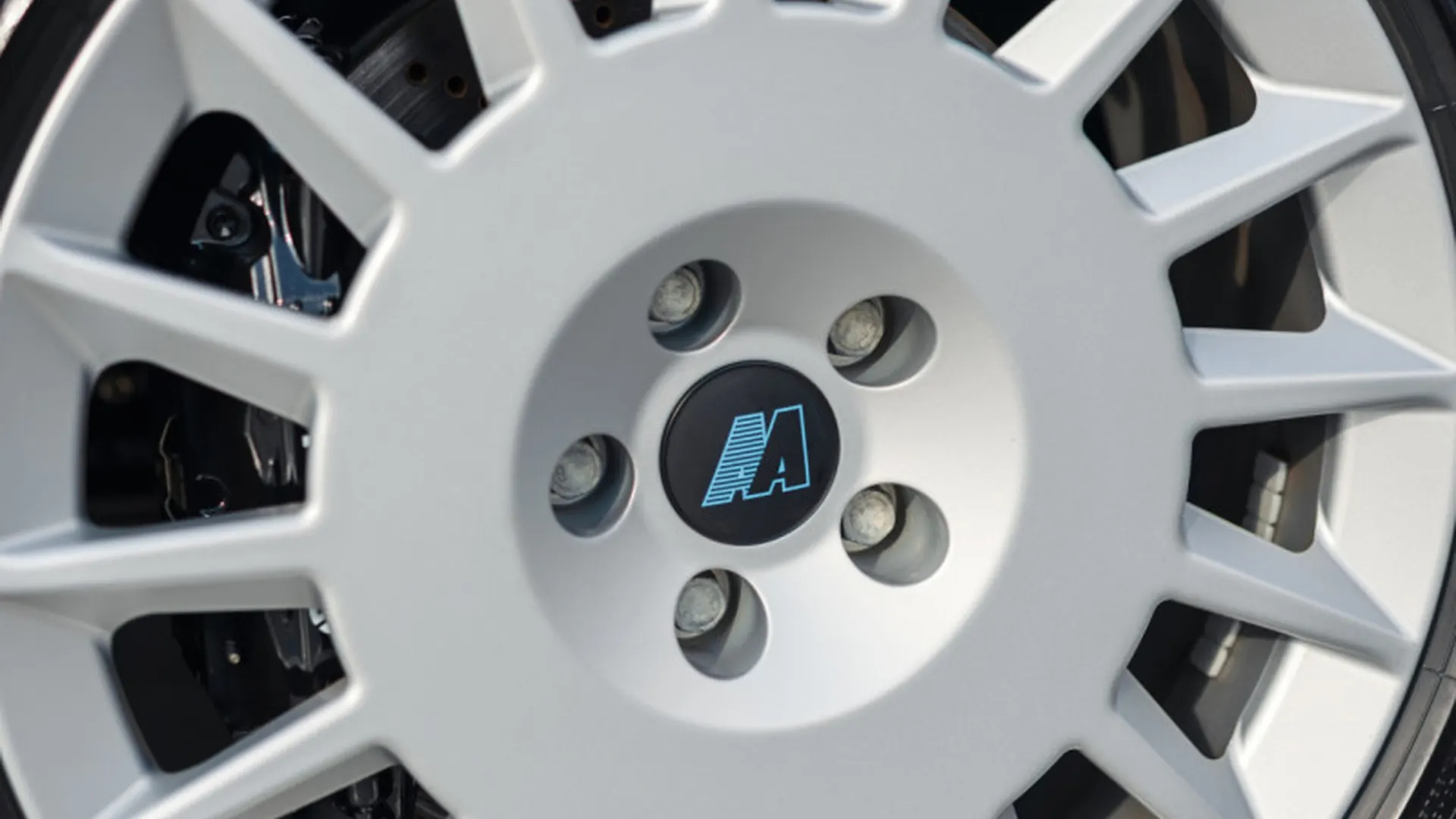 Lancia Delta — photo 40
