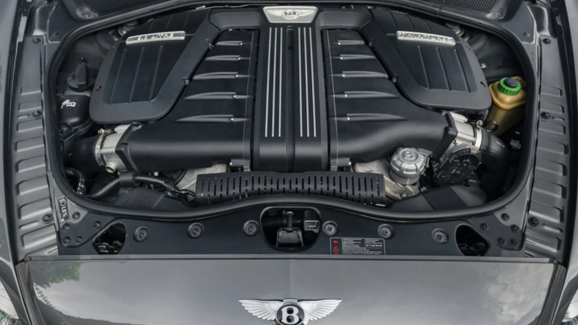 Bentley Continental — photo 32