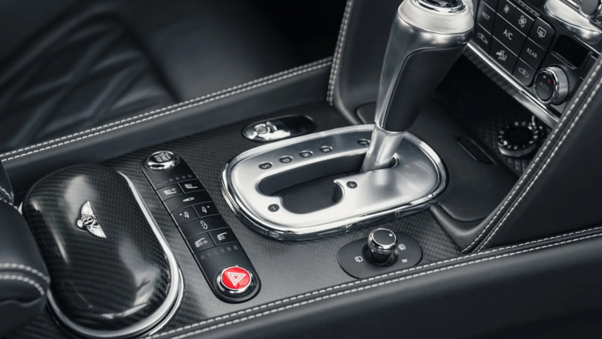 Bentley Continental — photo 21