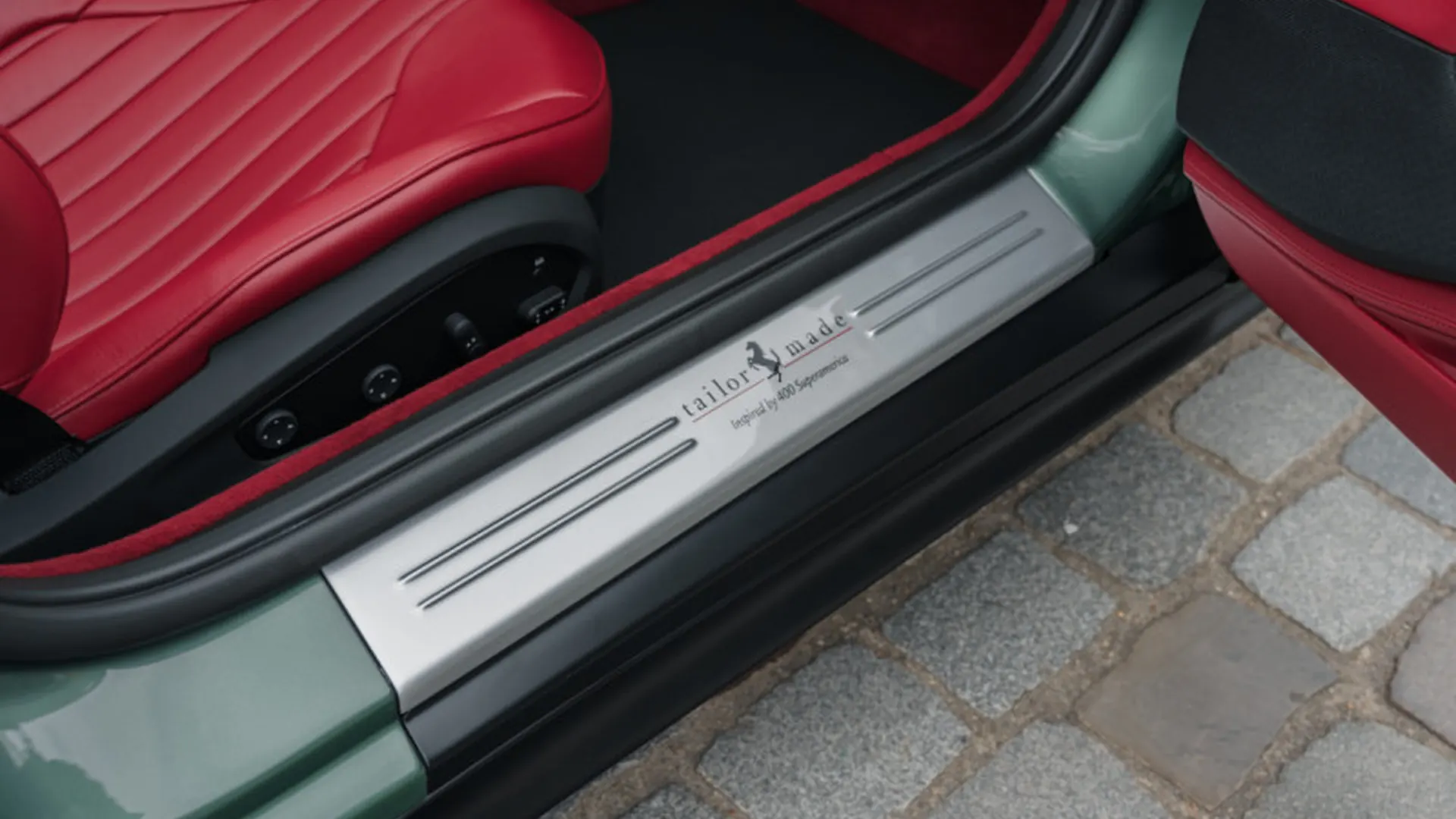 Ferrari 812 — photo 38