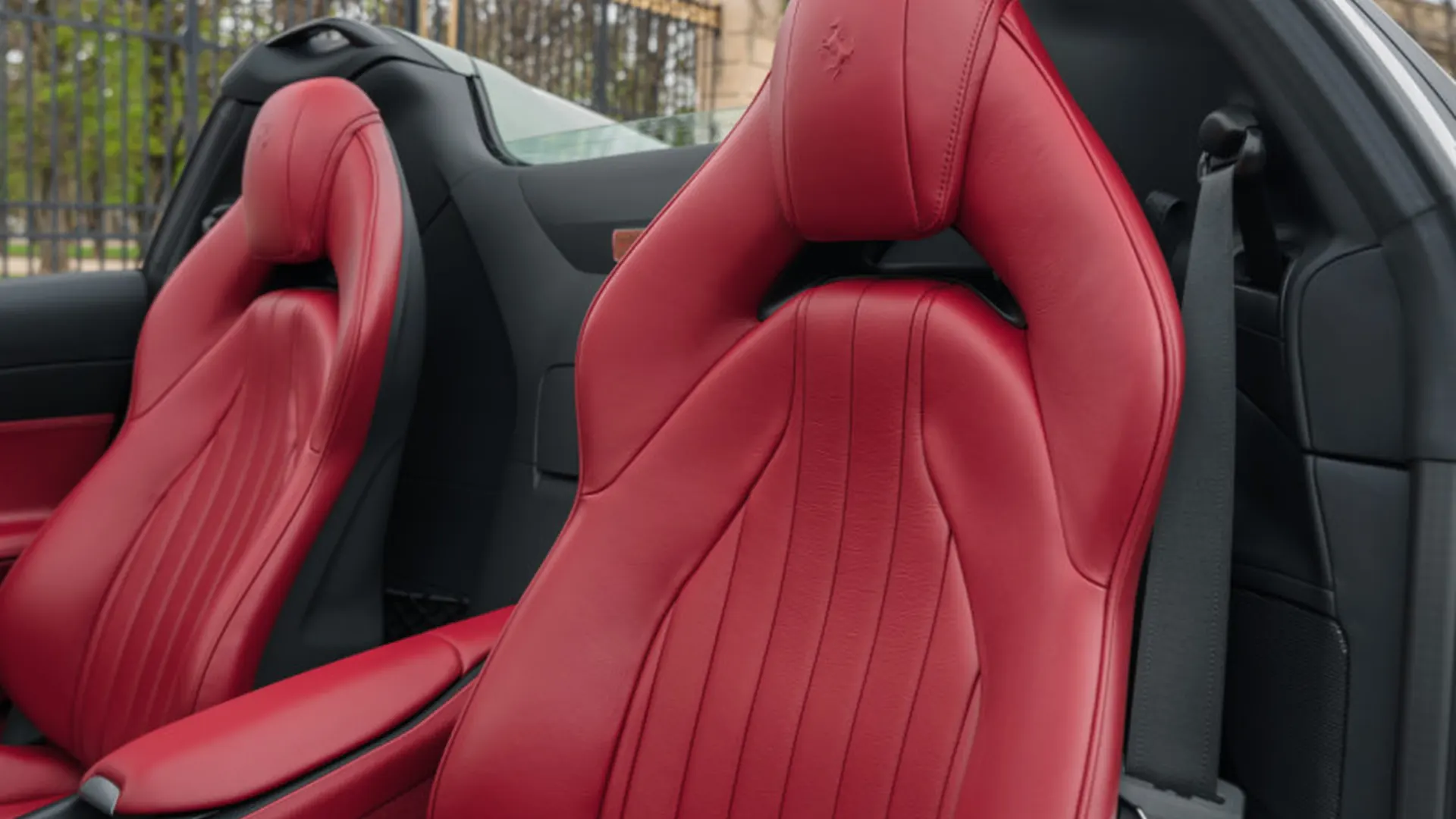 Ferrari 812 — photo 14