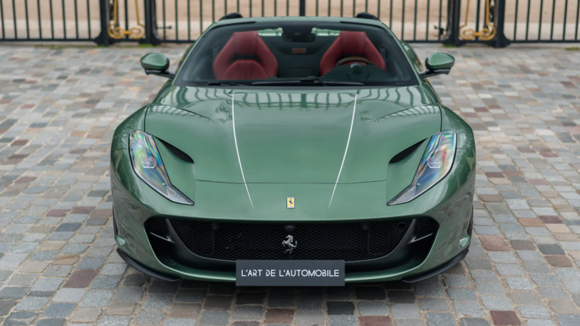 Ferrari 812 — photo 7