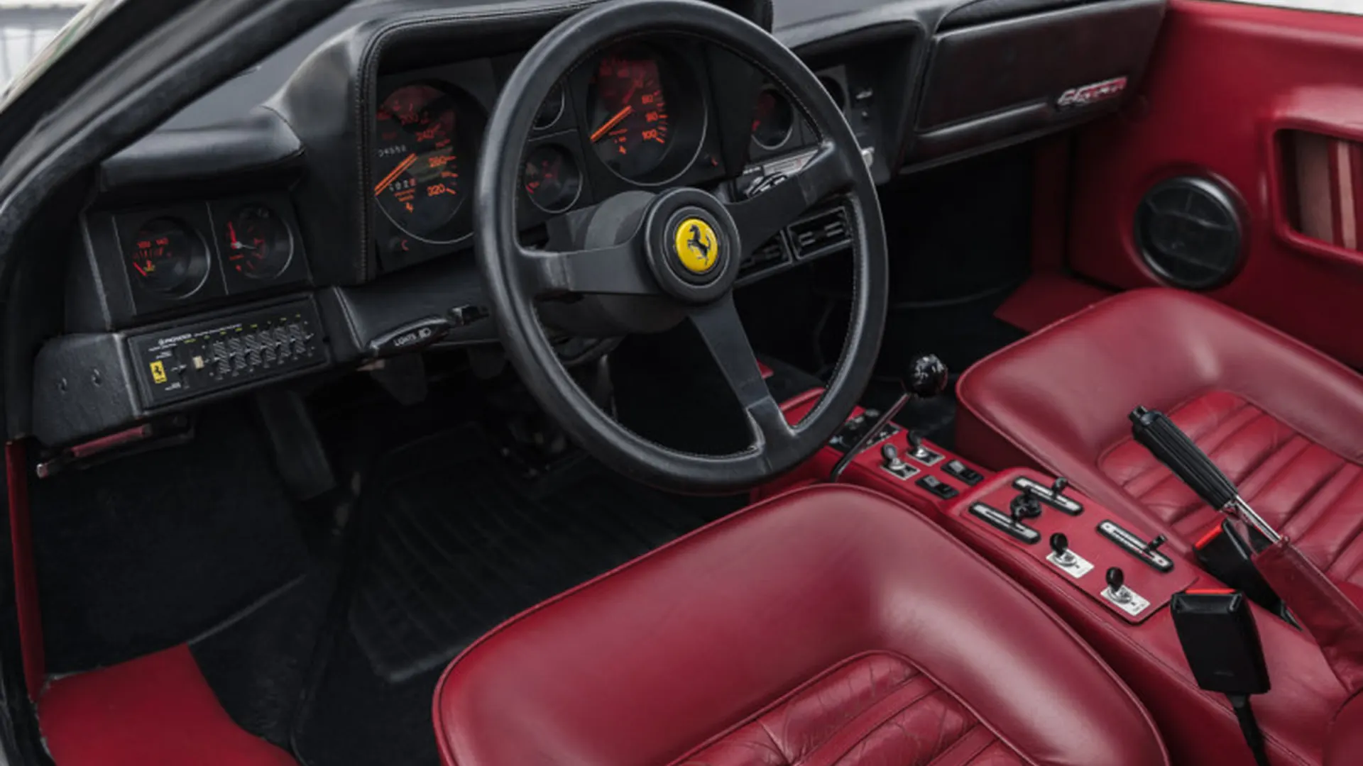 Ferrari BB — photo 10