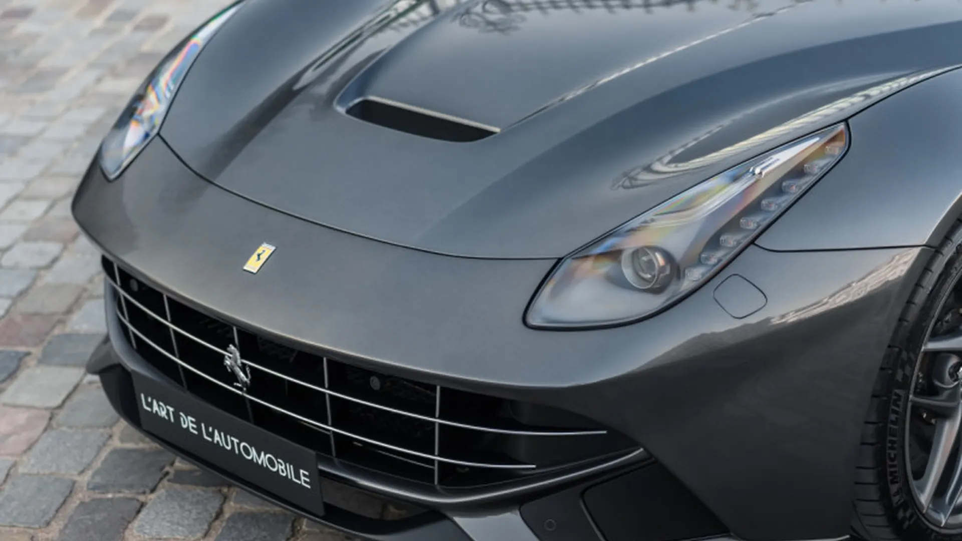 Ferrari F12 — photo 33