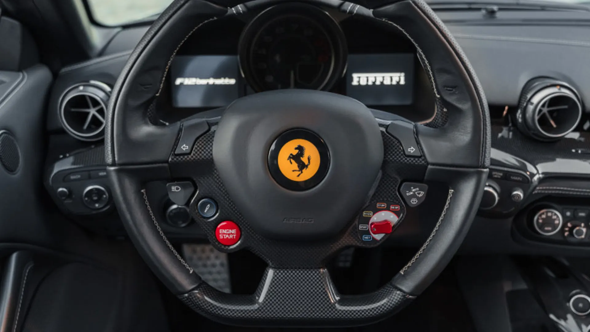 Ferrari F12 — photo 14
