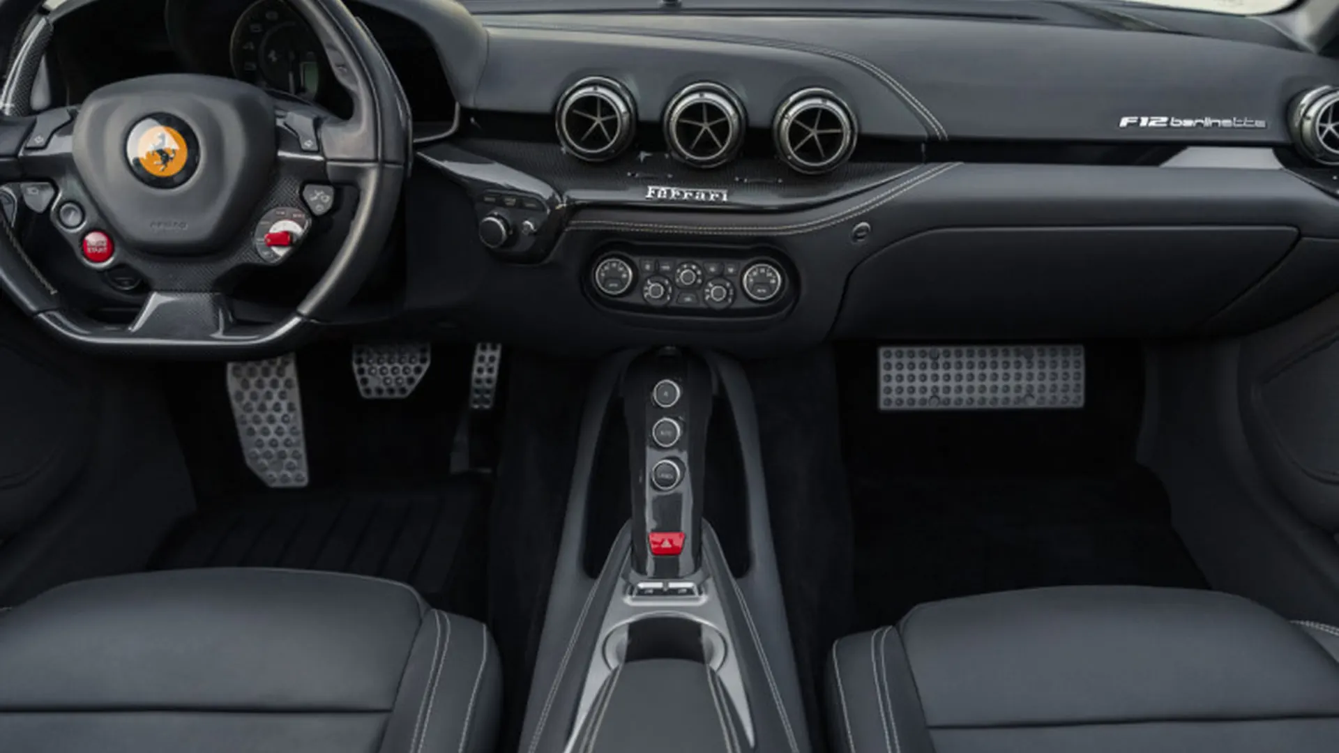 Ferrari F12 — photo 8