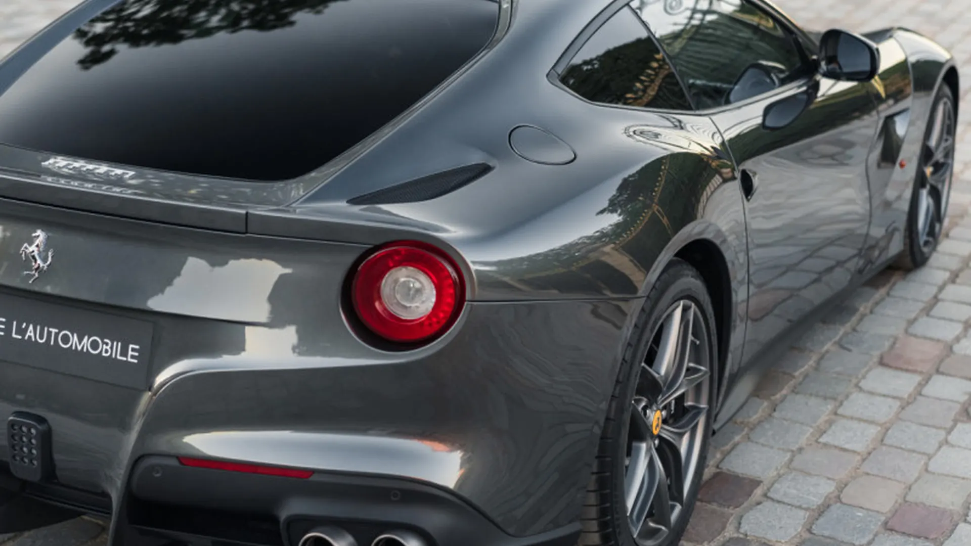Ferrari F12 — photo 45