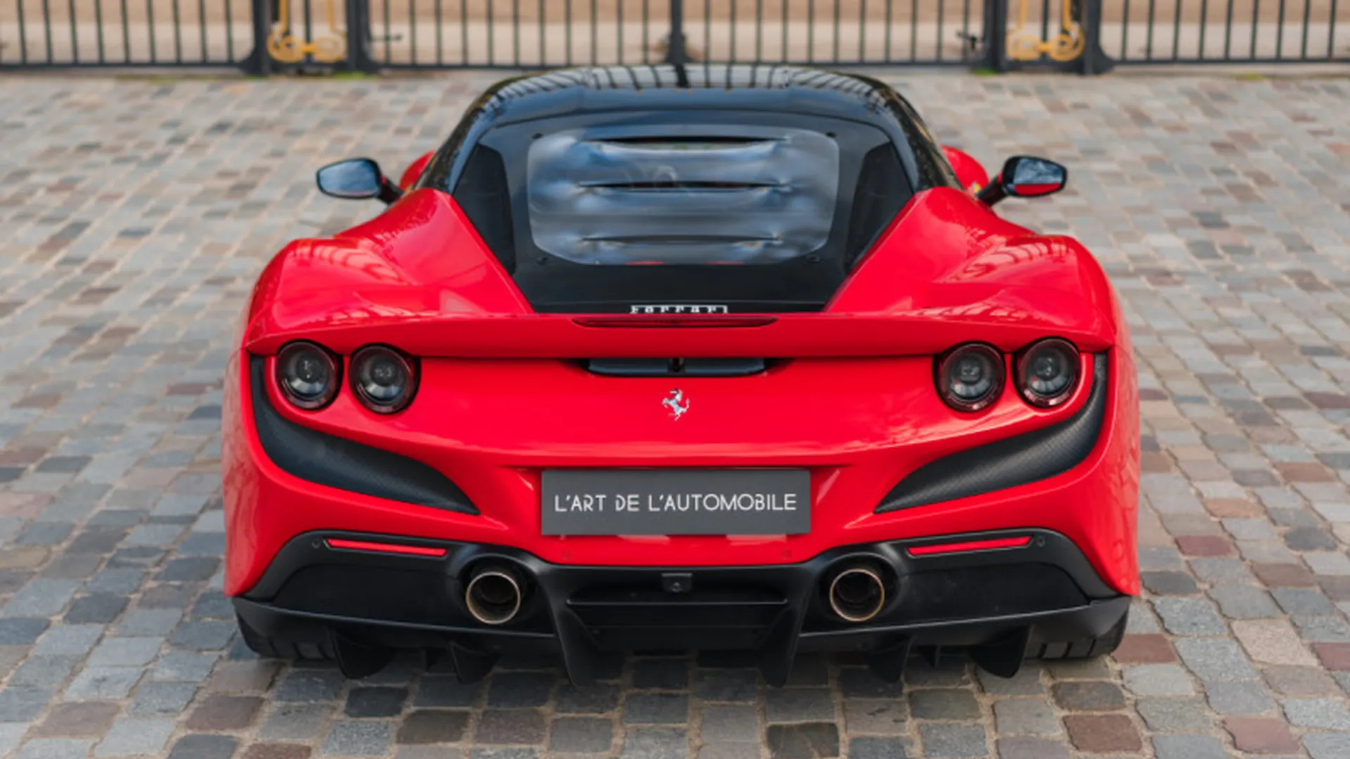 Ferrari F8 — photo 5