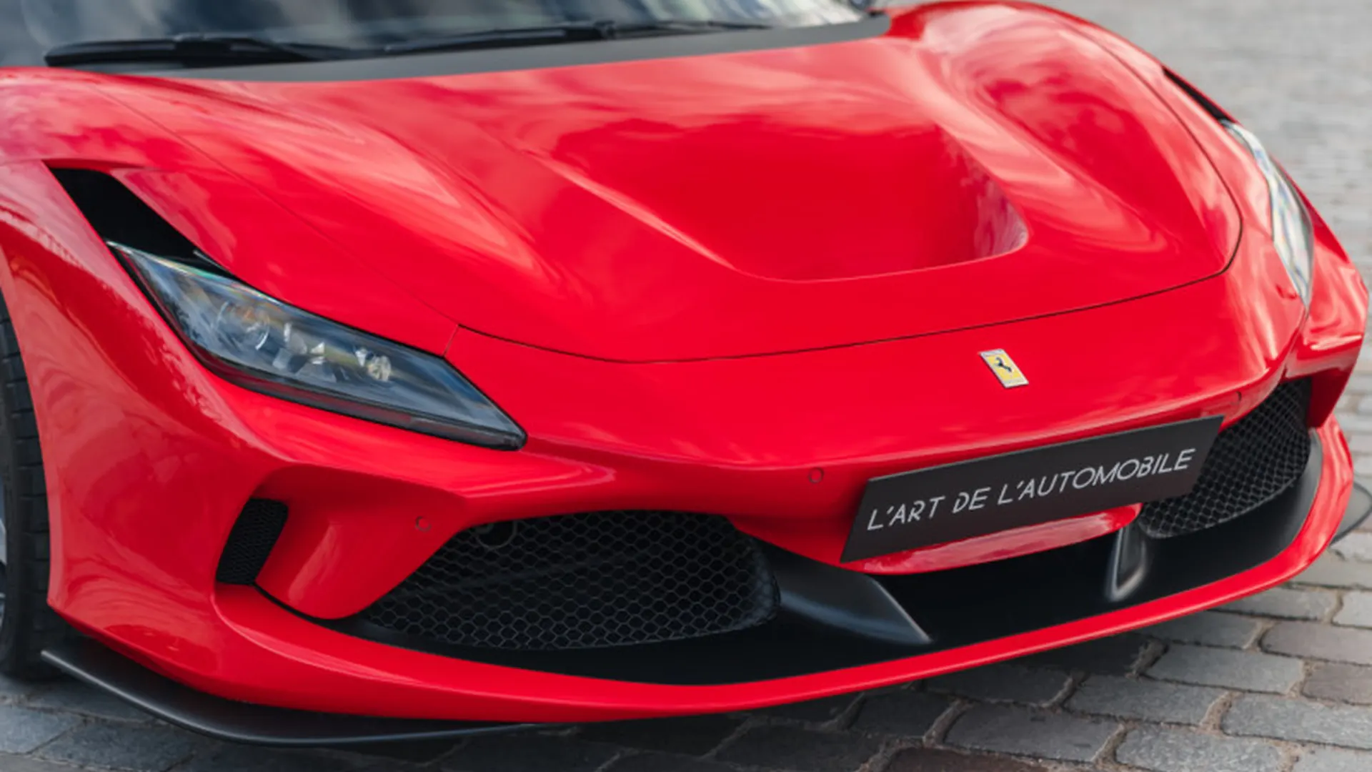 Ferrari F8 — photo 37