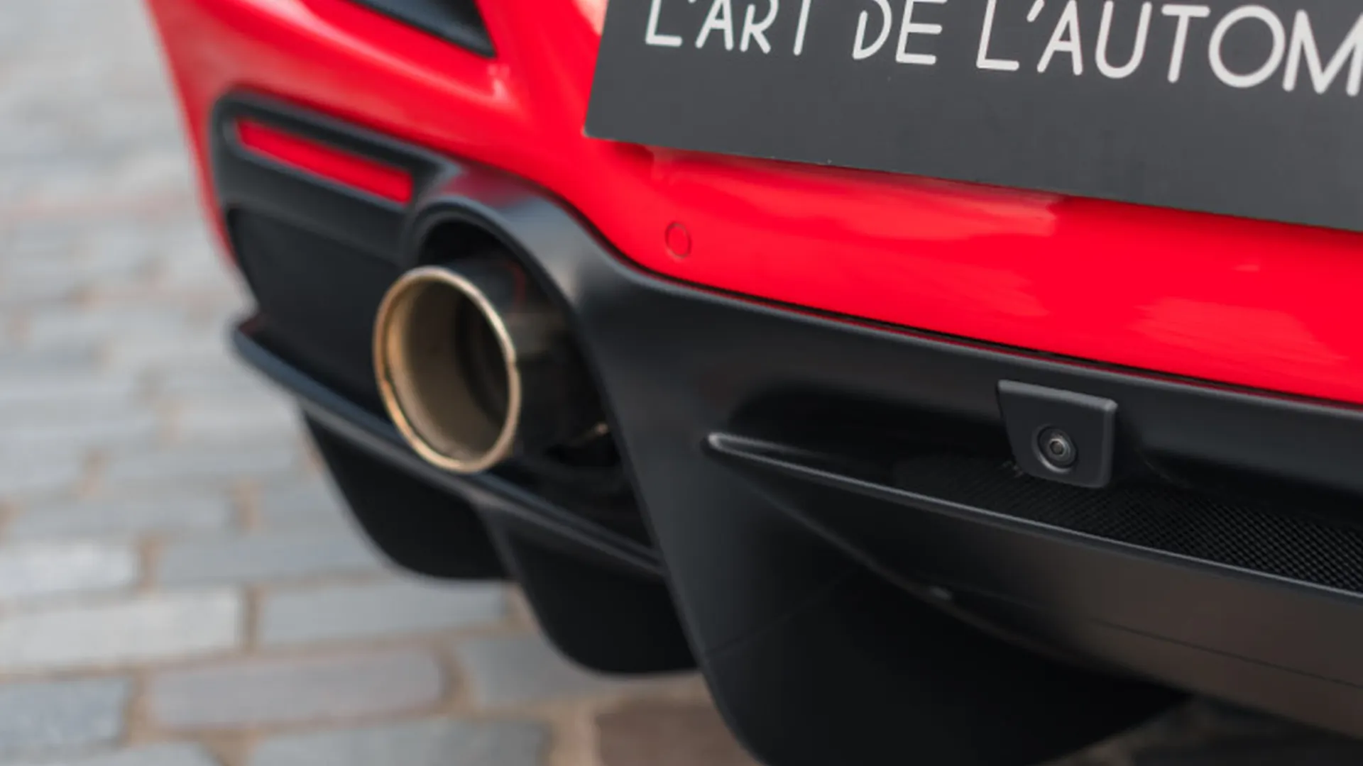 Ferrari F8 — photo 47