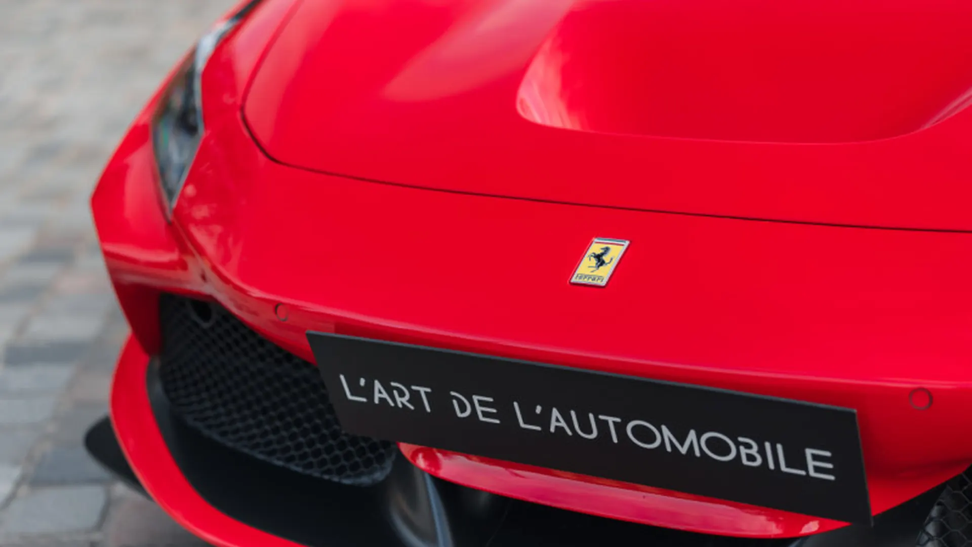 Ferrari F8 — photo 36