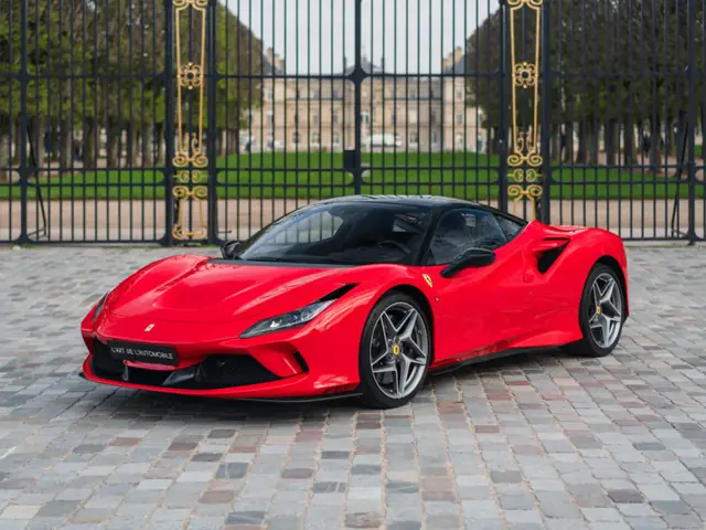 Ferrari F8