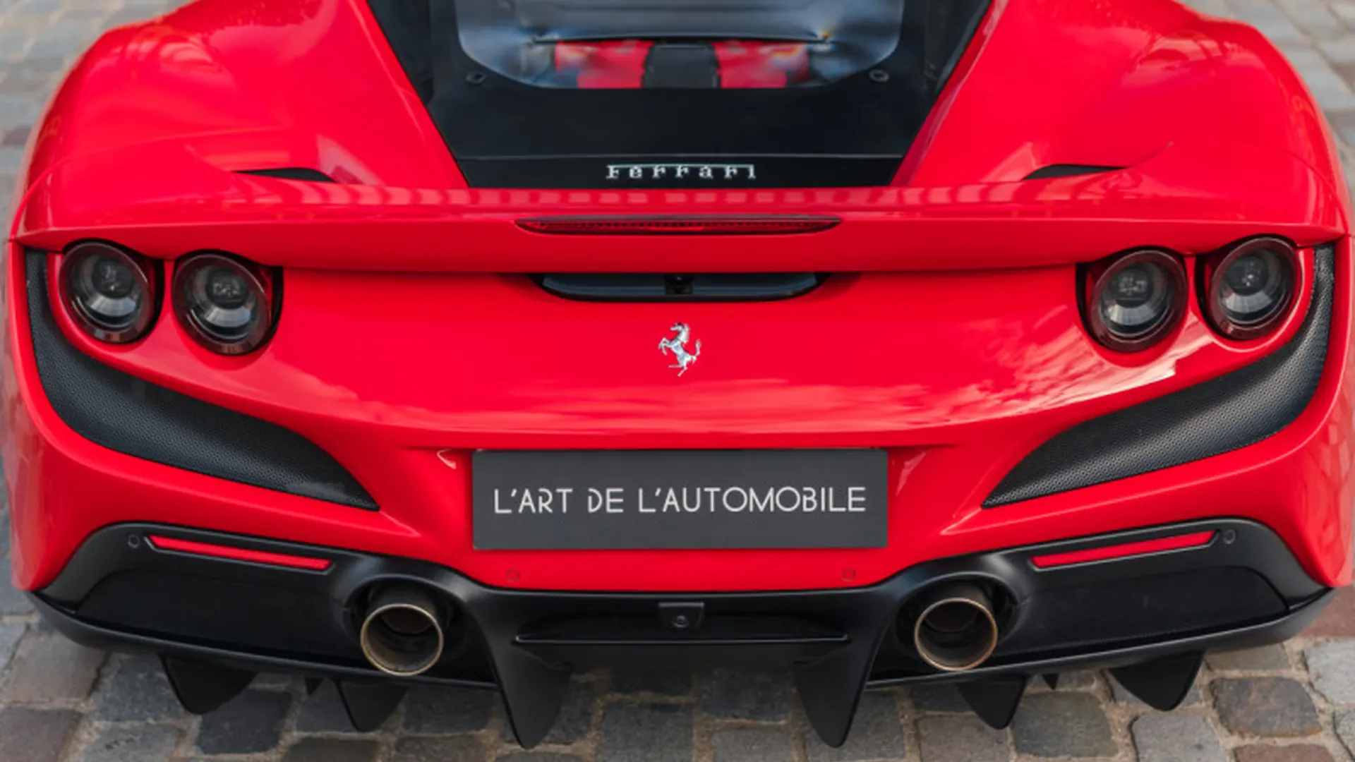 Ferrari F8 — photo 46