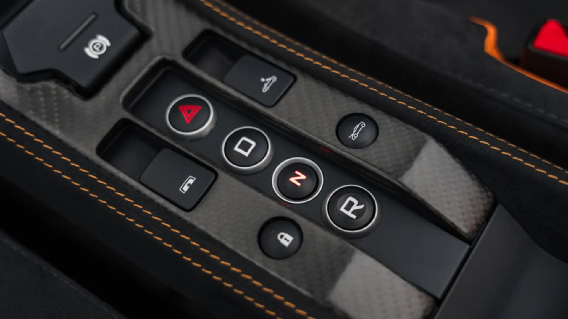 McLaren 675LT — photo 32