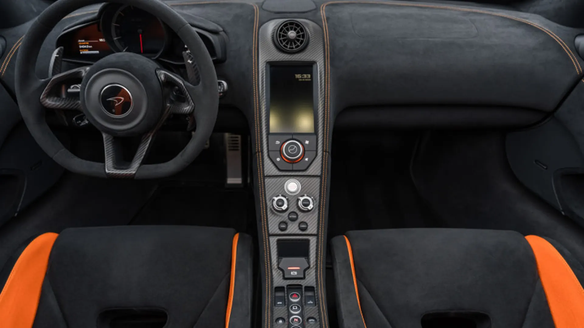 McLaren 675LT — photo 17