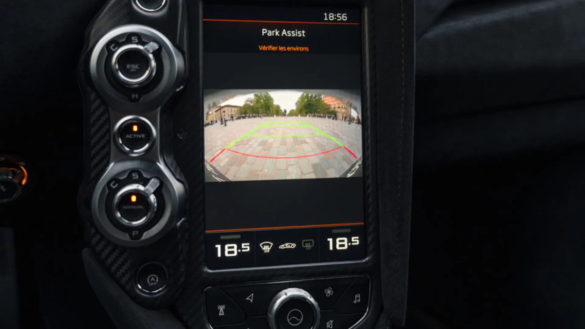 McLaren 765 — photo 23