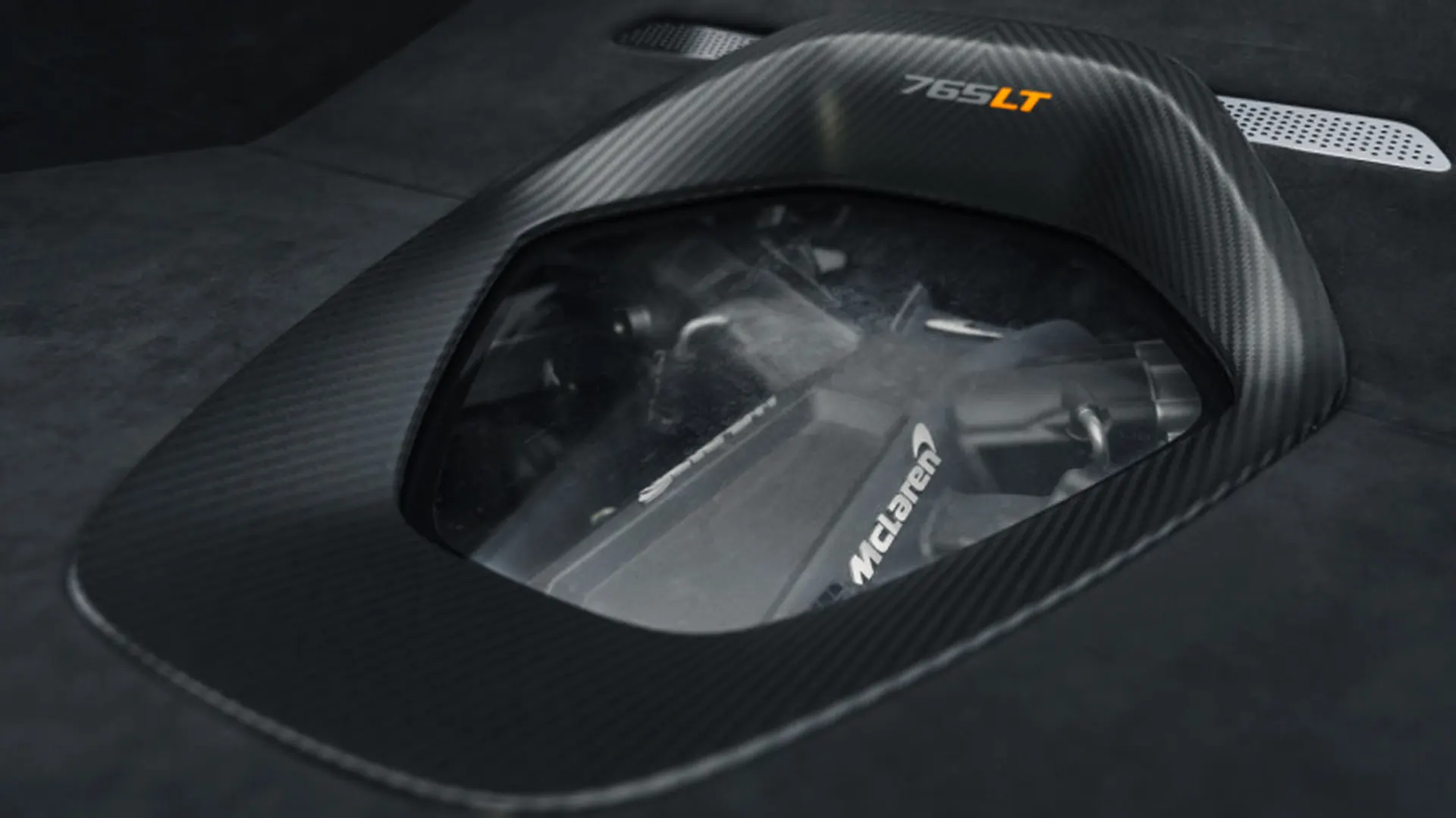 McLaren 765 — photo 34