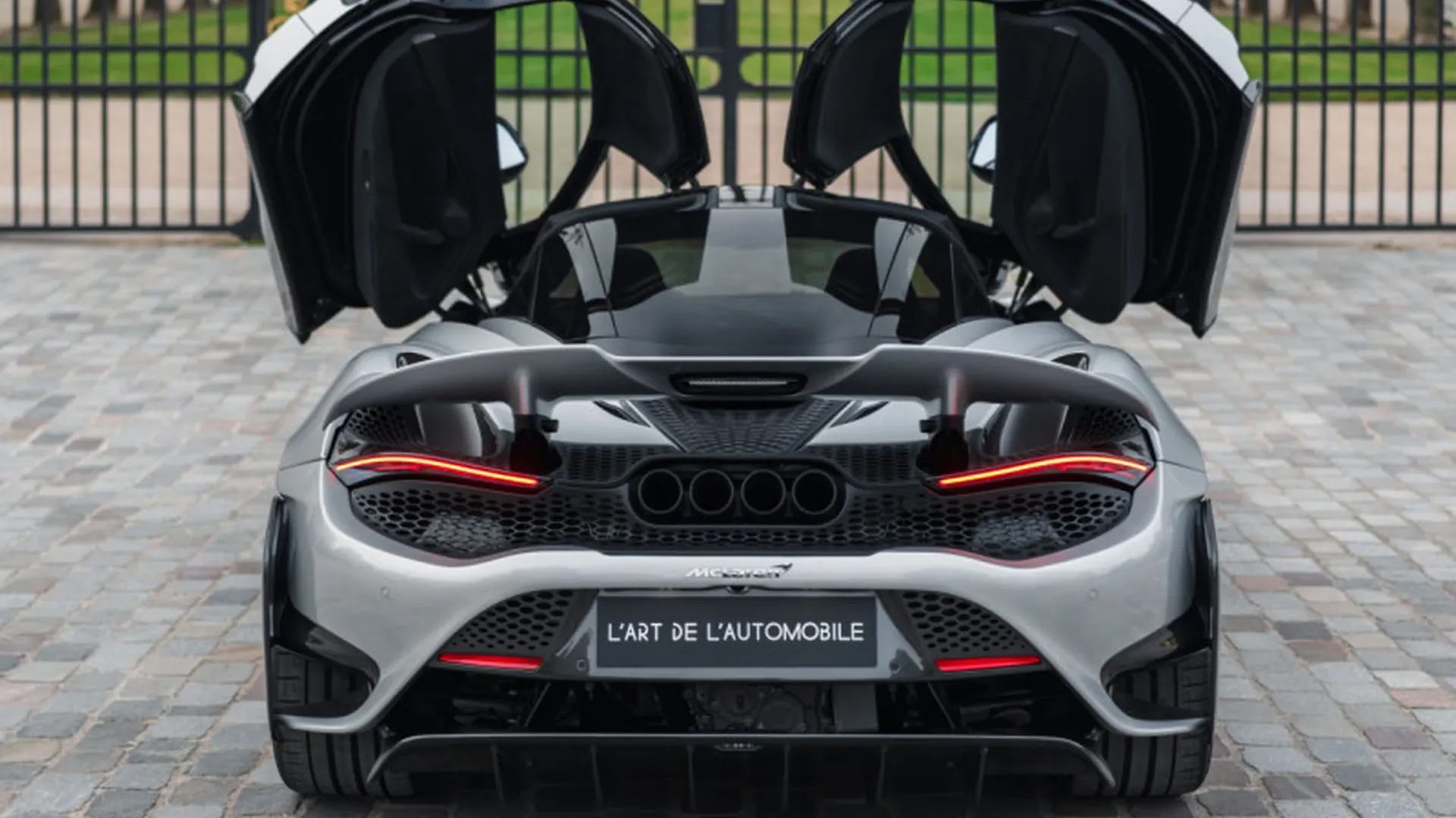 McLaren 765 — photo 10