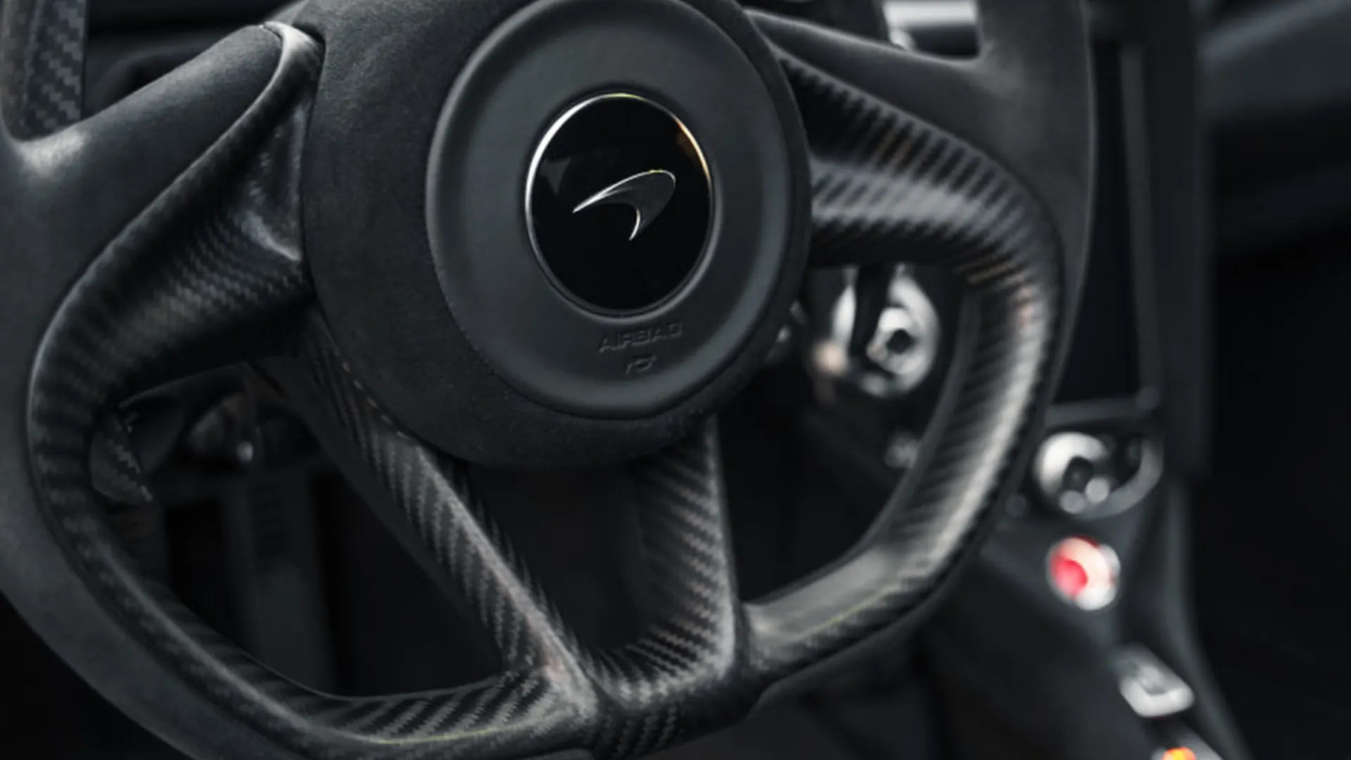 McLaren 765 — photo 21