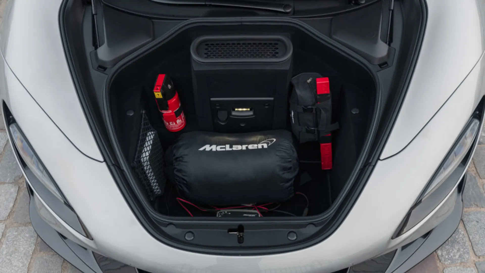 McLaren 765 — photo 35