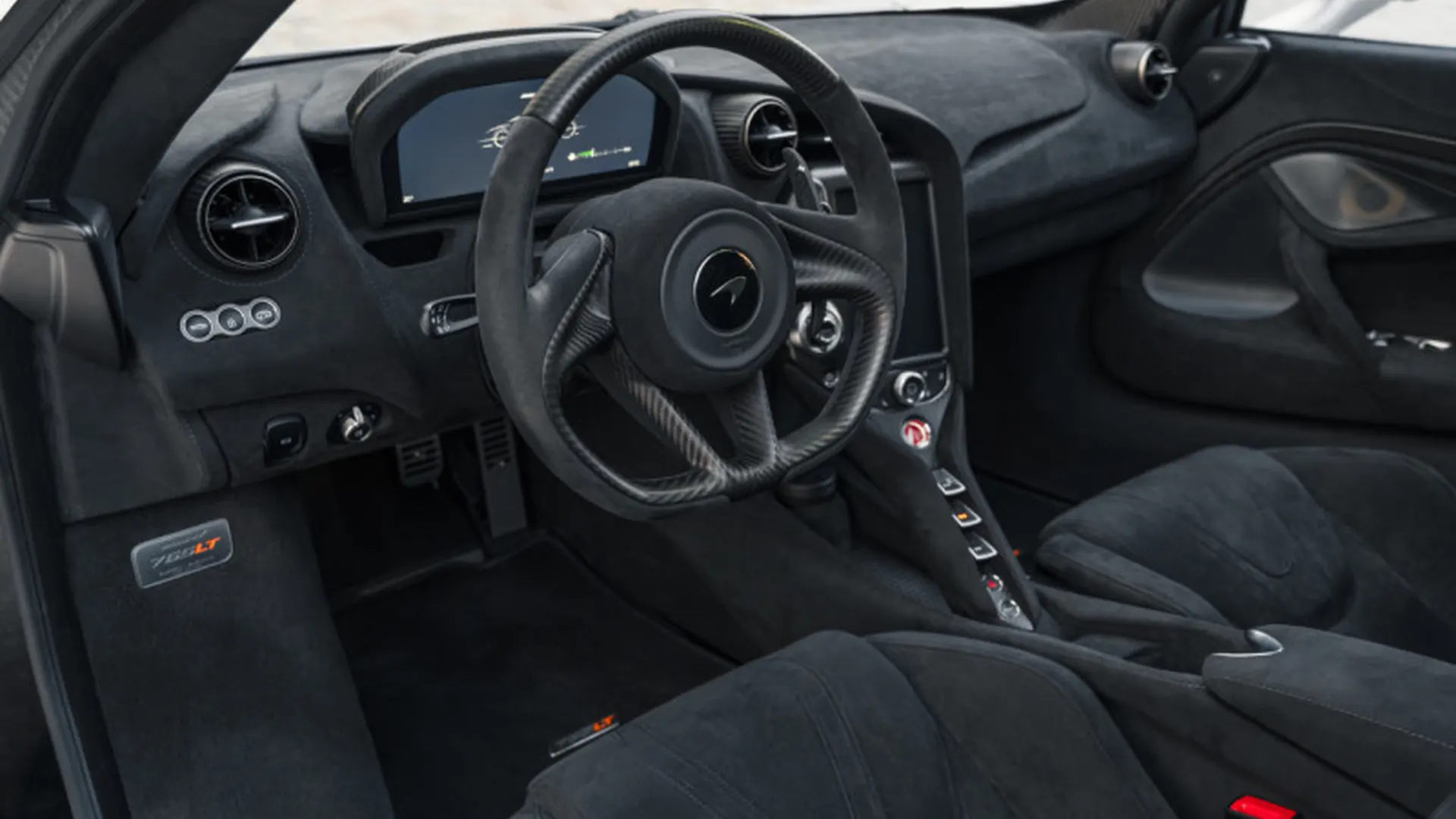 McLaren 765 — photo 12