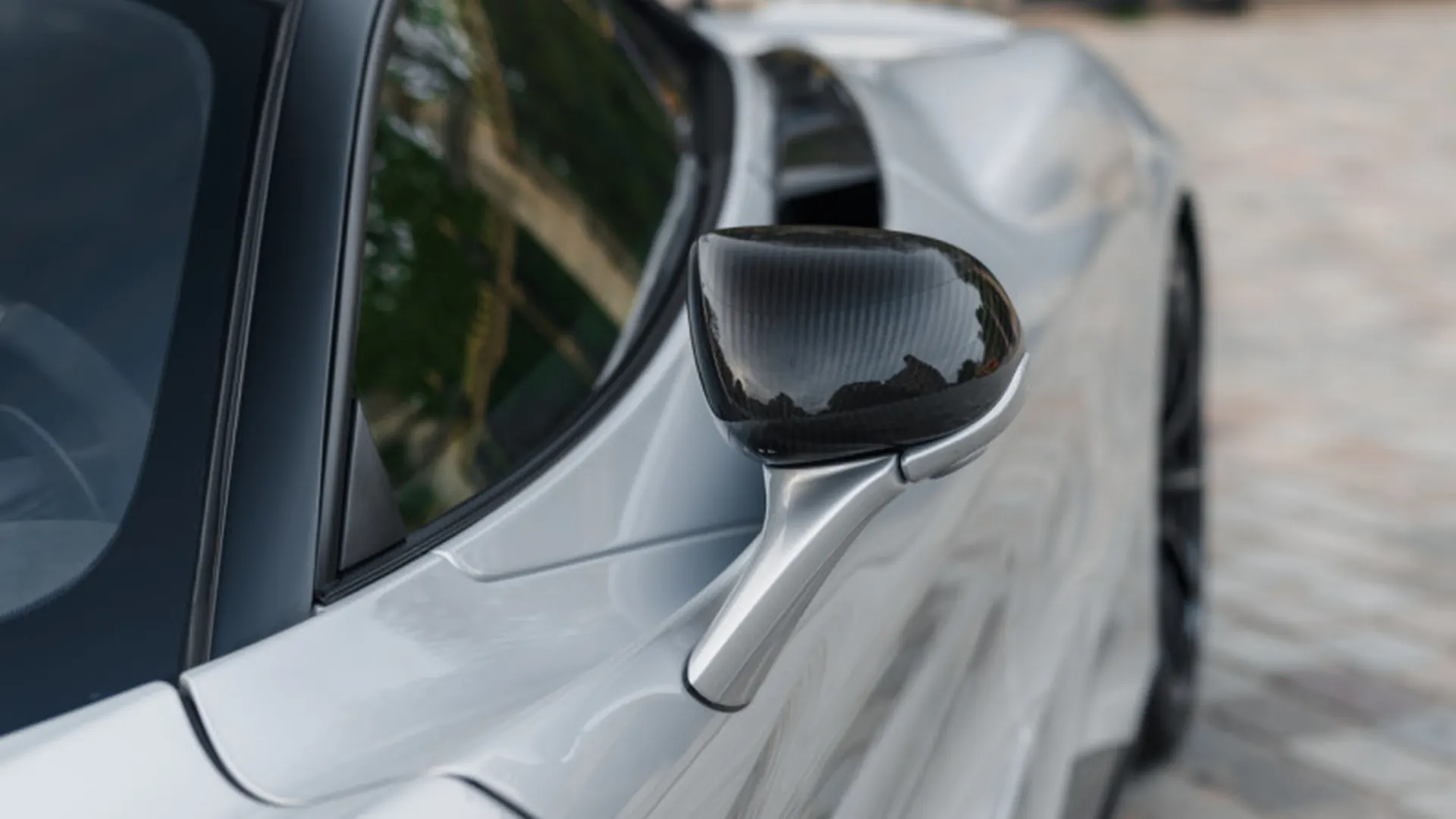 McLaren 765 — photo 45