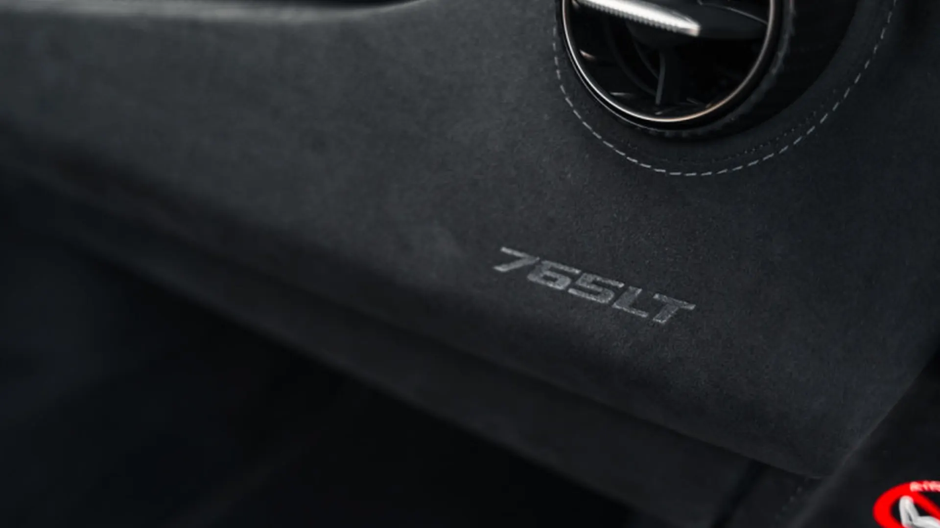McLaren 765 — photo 26