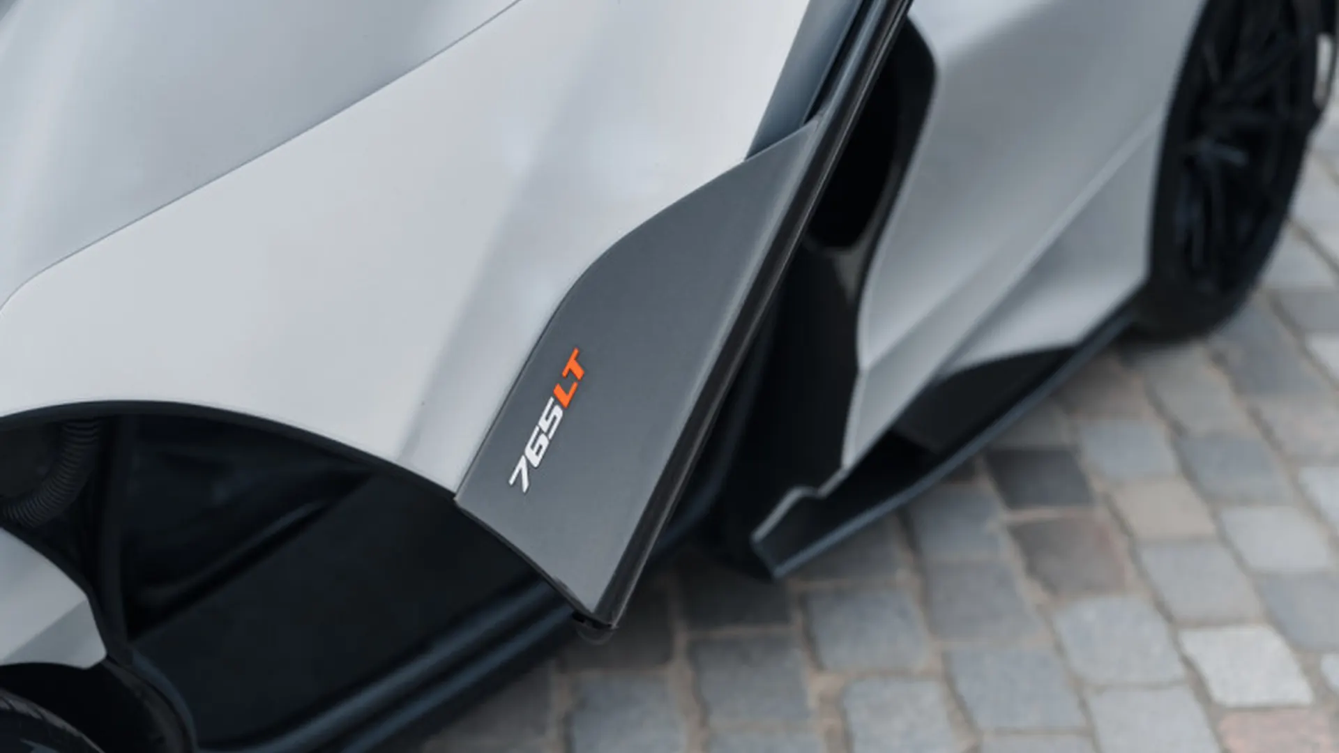 McLaren 765 — photo 47