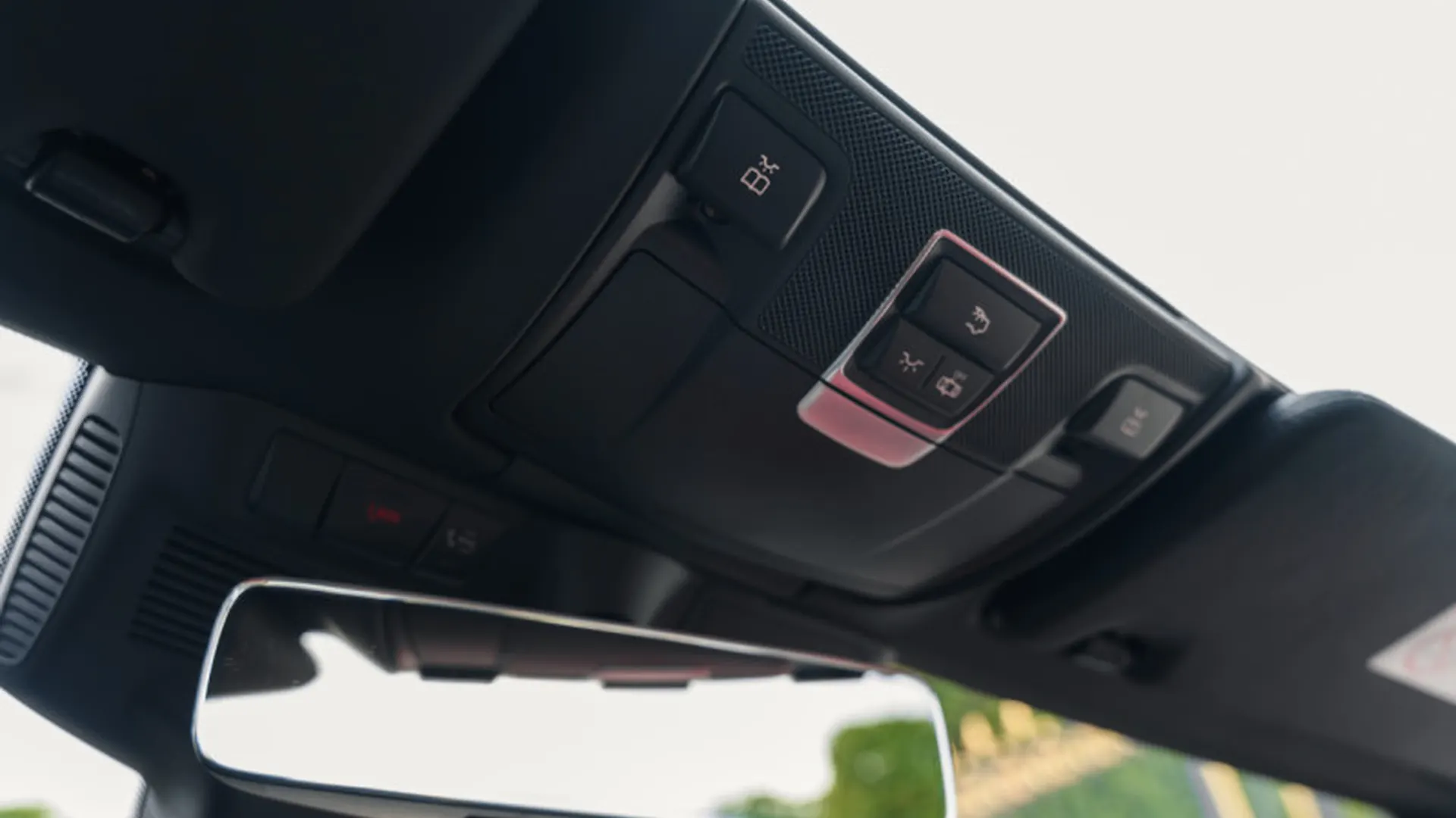 Mercedes S65 — photo 37