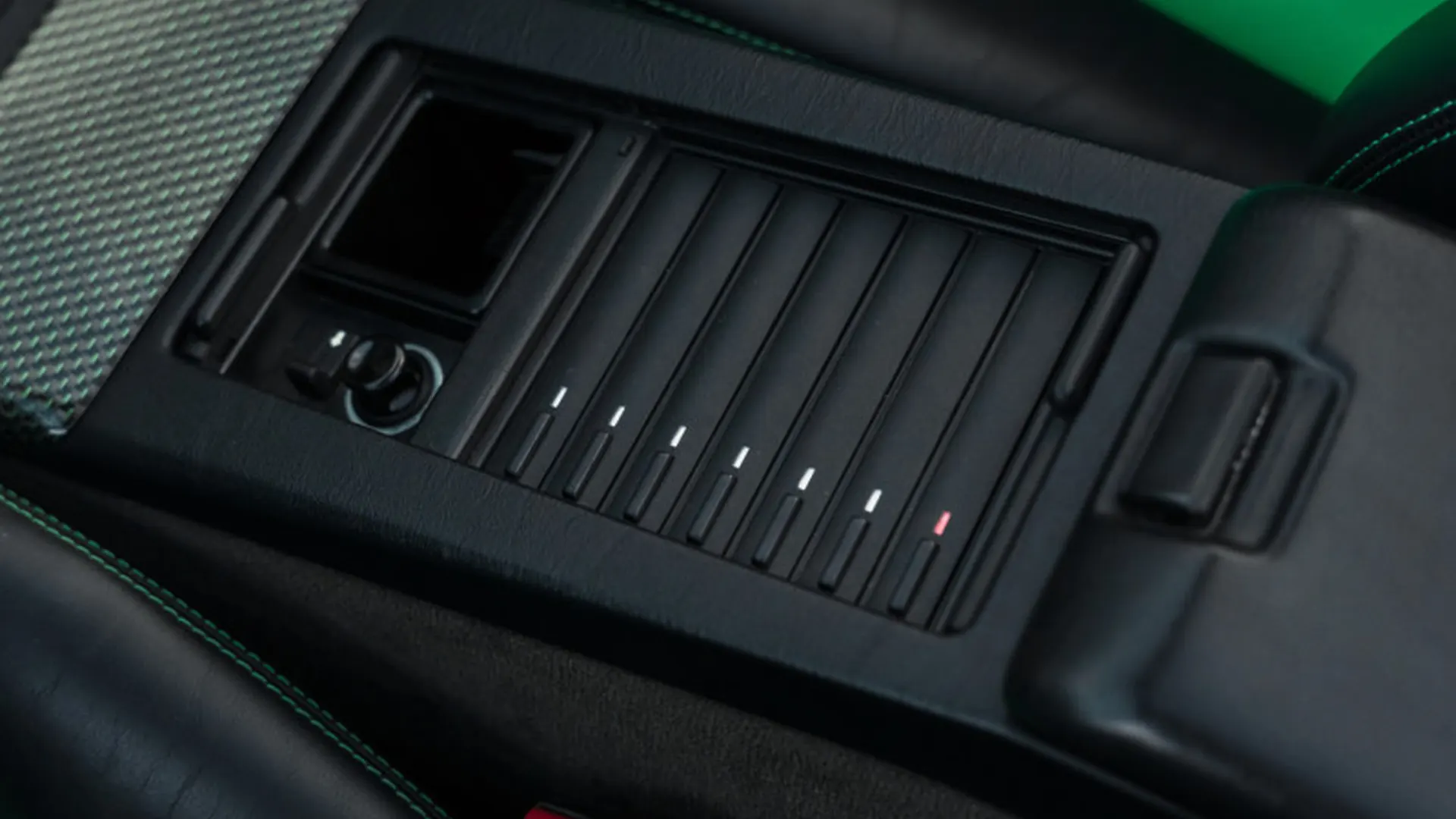 Mercedes SL — photo 33