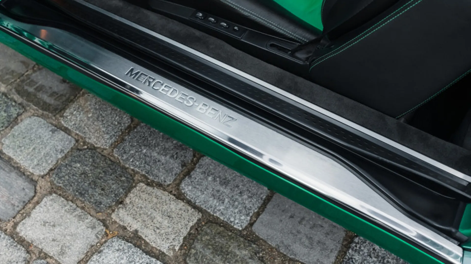 Mercedes SL — photo 22
