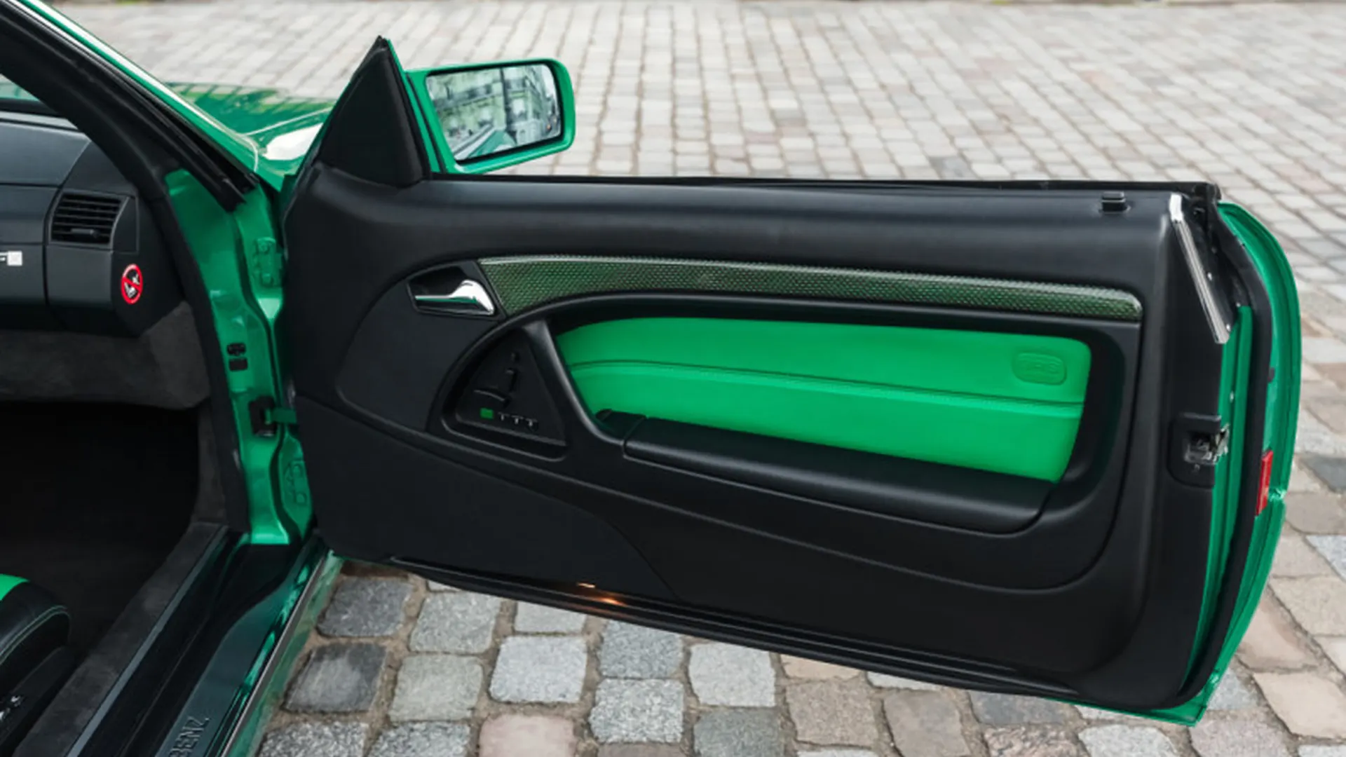 Mercedes SL — photo 42