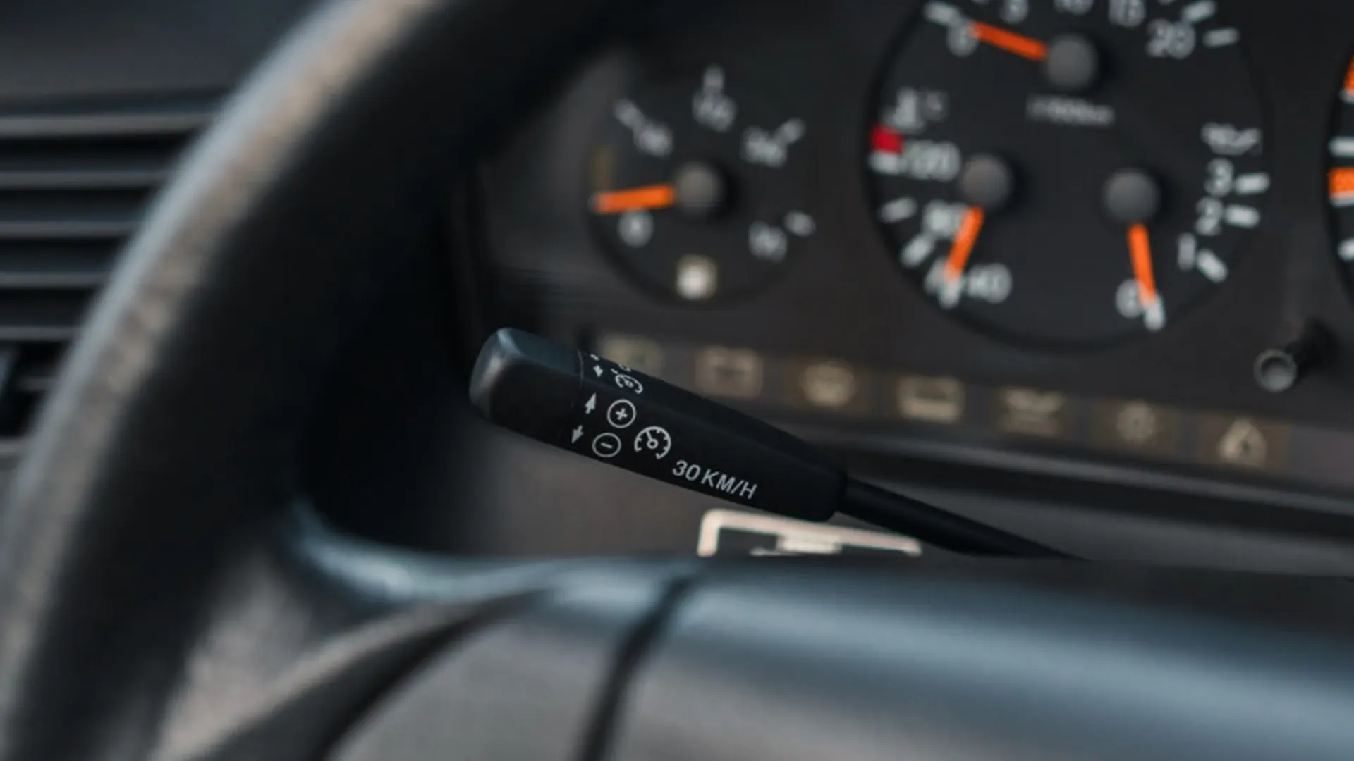 Mercedes SL — photo 25