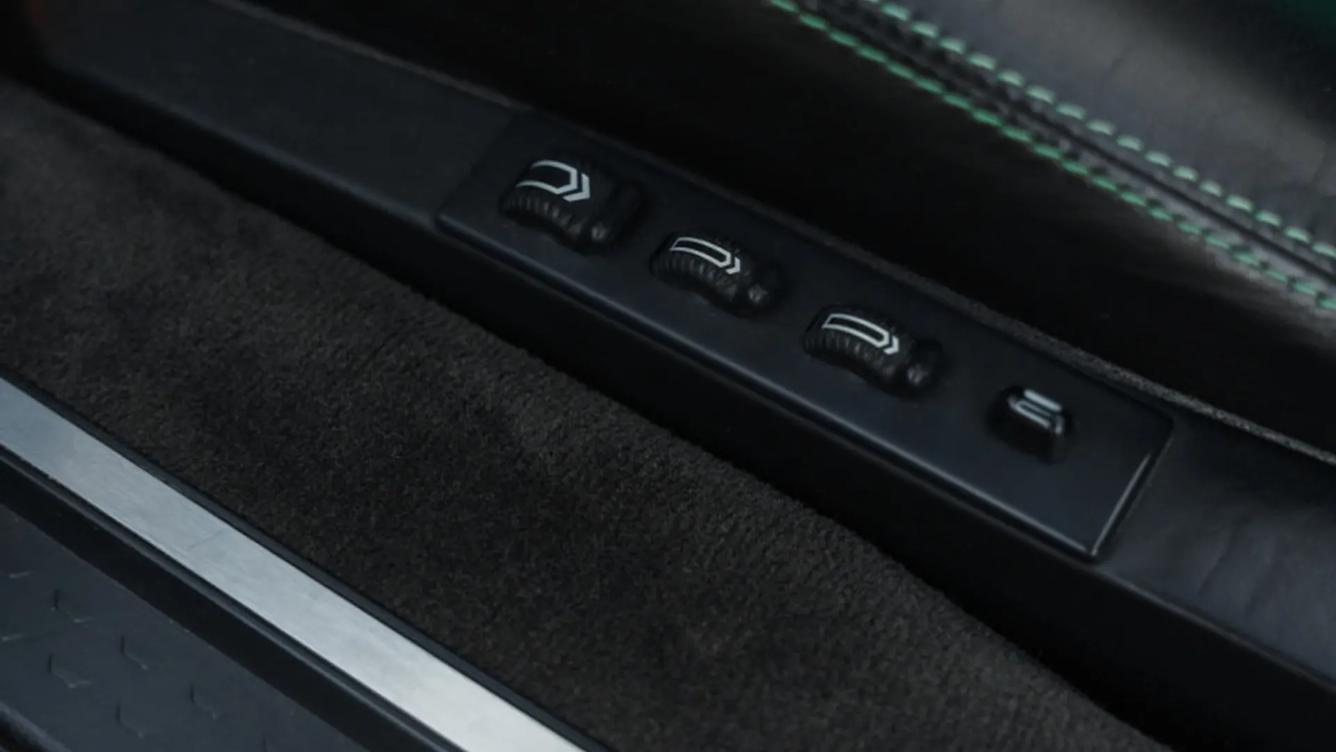 Mercedes SL — photo 34