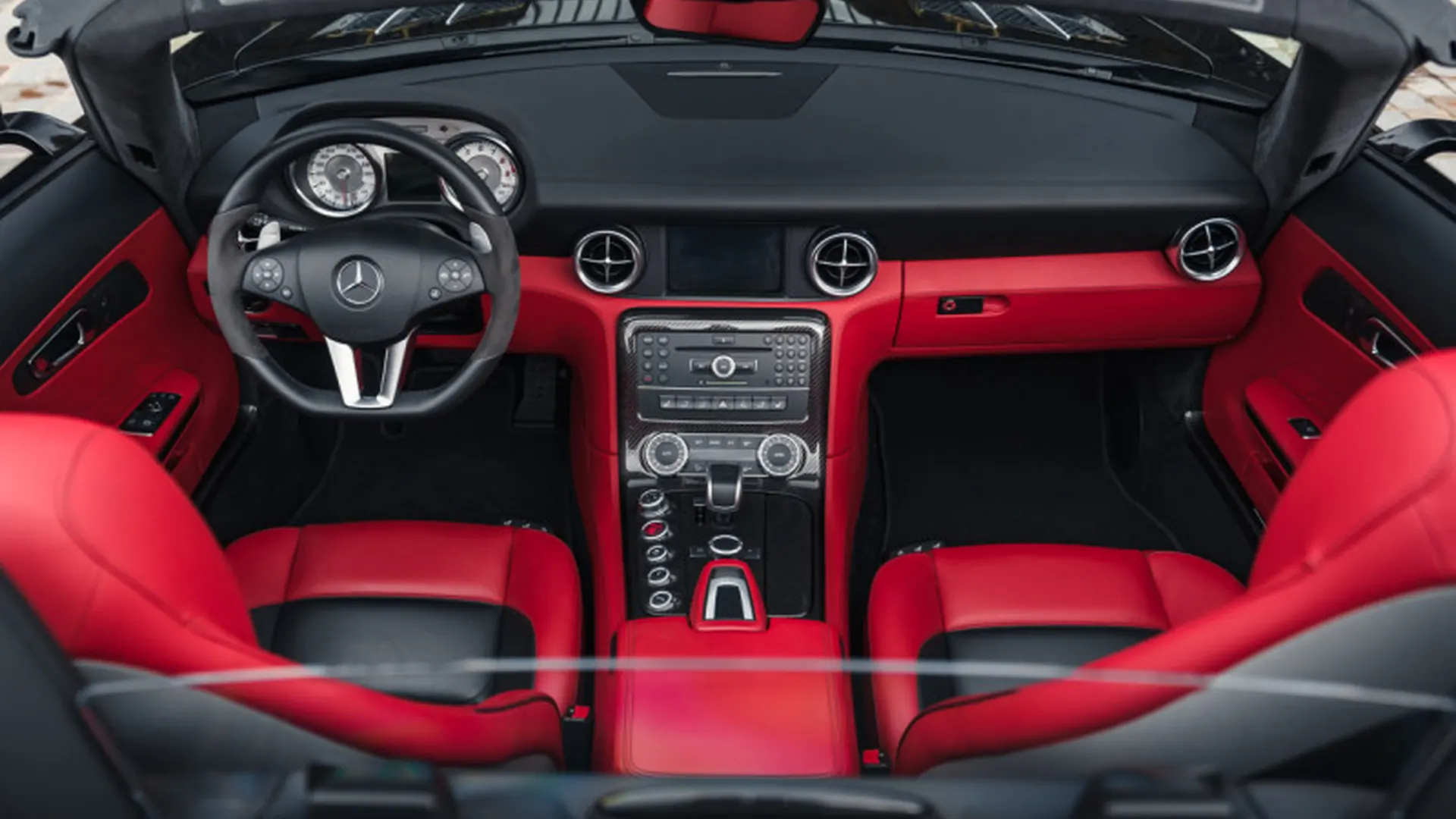 Mercedes SLS — photo 11