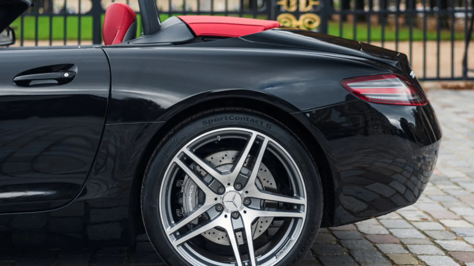 Mercedes SLS — photo 38